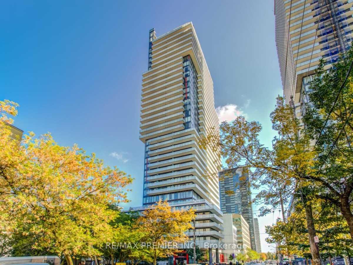 Photo of Unit 3002, 185 Roehampton Avenue