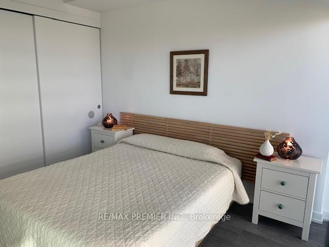 Photo 8 of Unit 3002, 185 Roehampton Avenue, Toronto, Mount Pleasant West — HOMEH