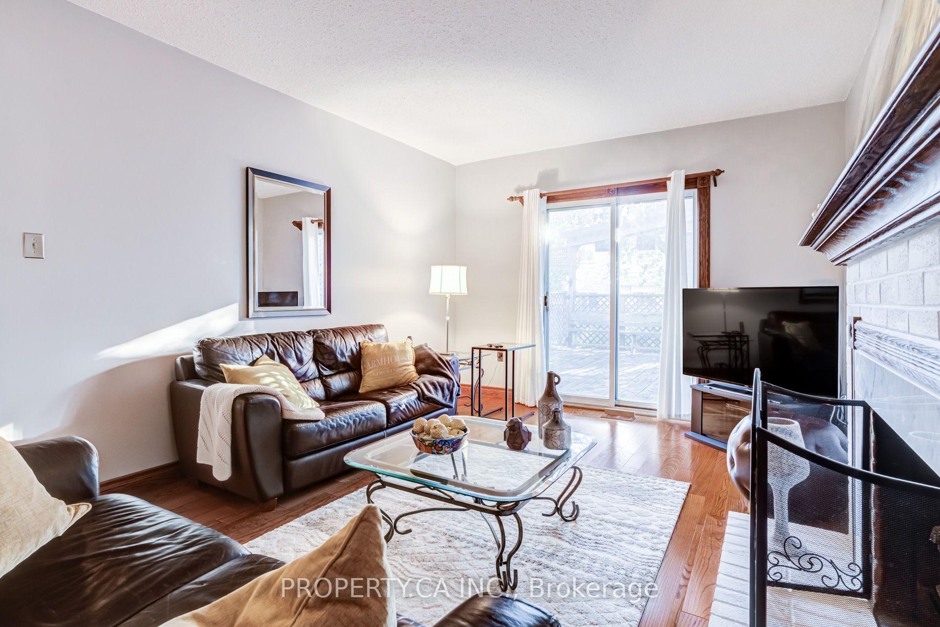 Photo 19 of 411 Freeman Crescent, Oakville, Falgarwood — HOMEH