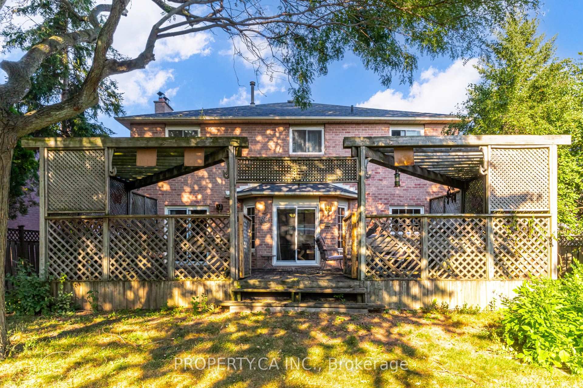 Photo 50 of 411 Freeman Crescent, Oakville, Falgarwood — HOMEH