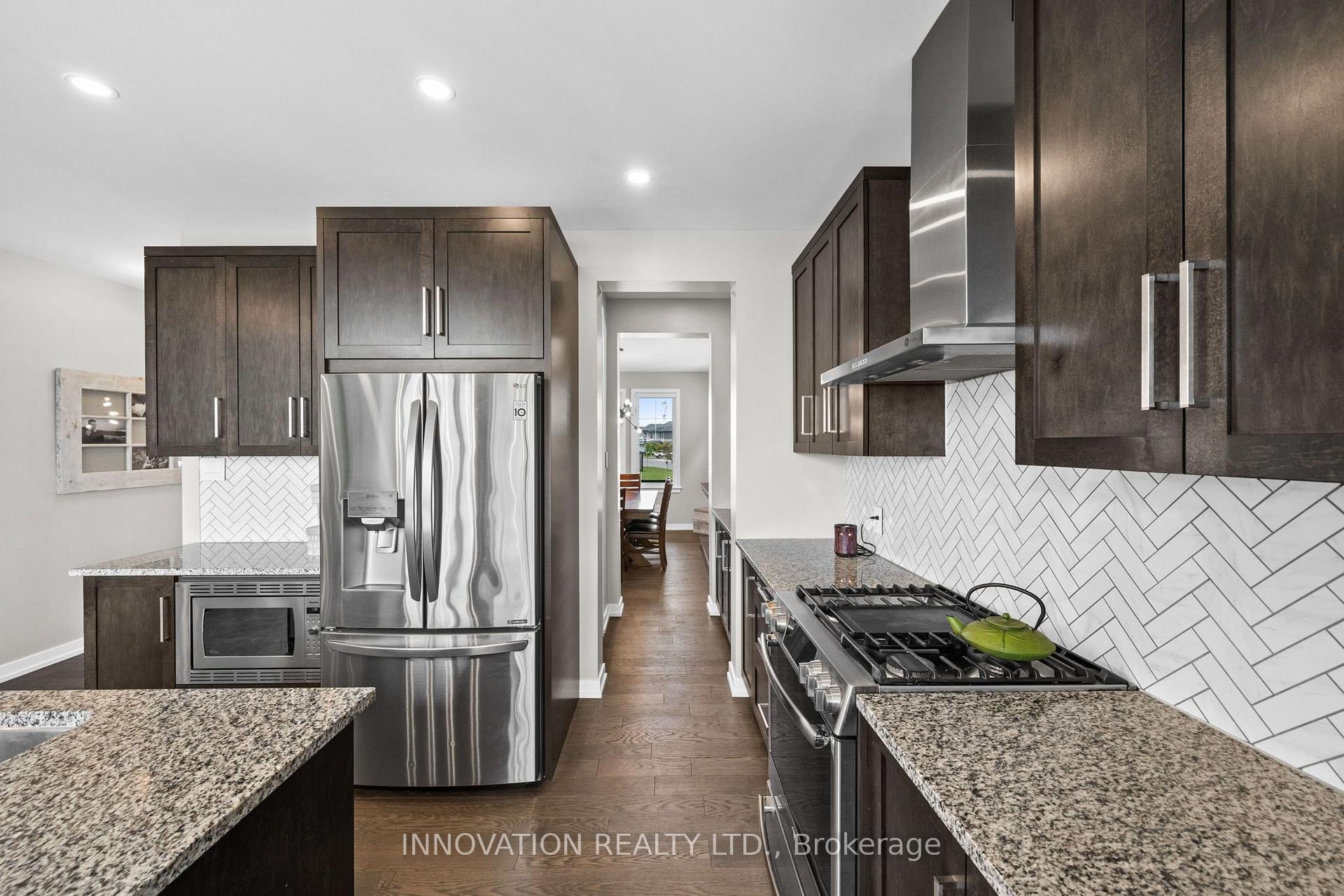 Photo 9 of 149 Groningen Street, Ottawa, Kanata - Emerald Meadows/Trailwest — HOMEH
