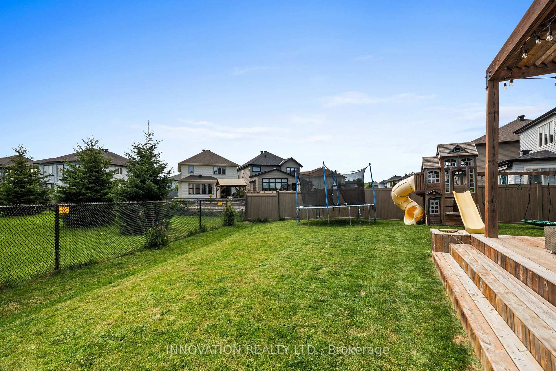 Photo 38 of 149 Groningen Street, Ottawa, Kanata - Emerald Meadows/Trailwest — HOMEH