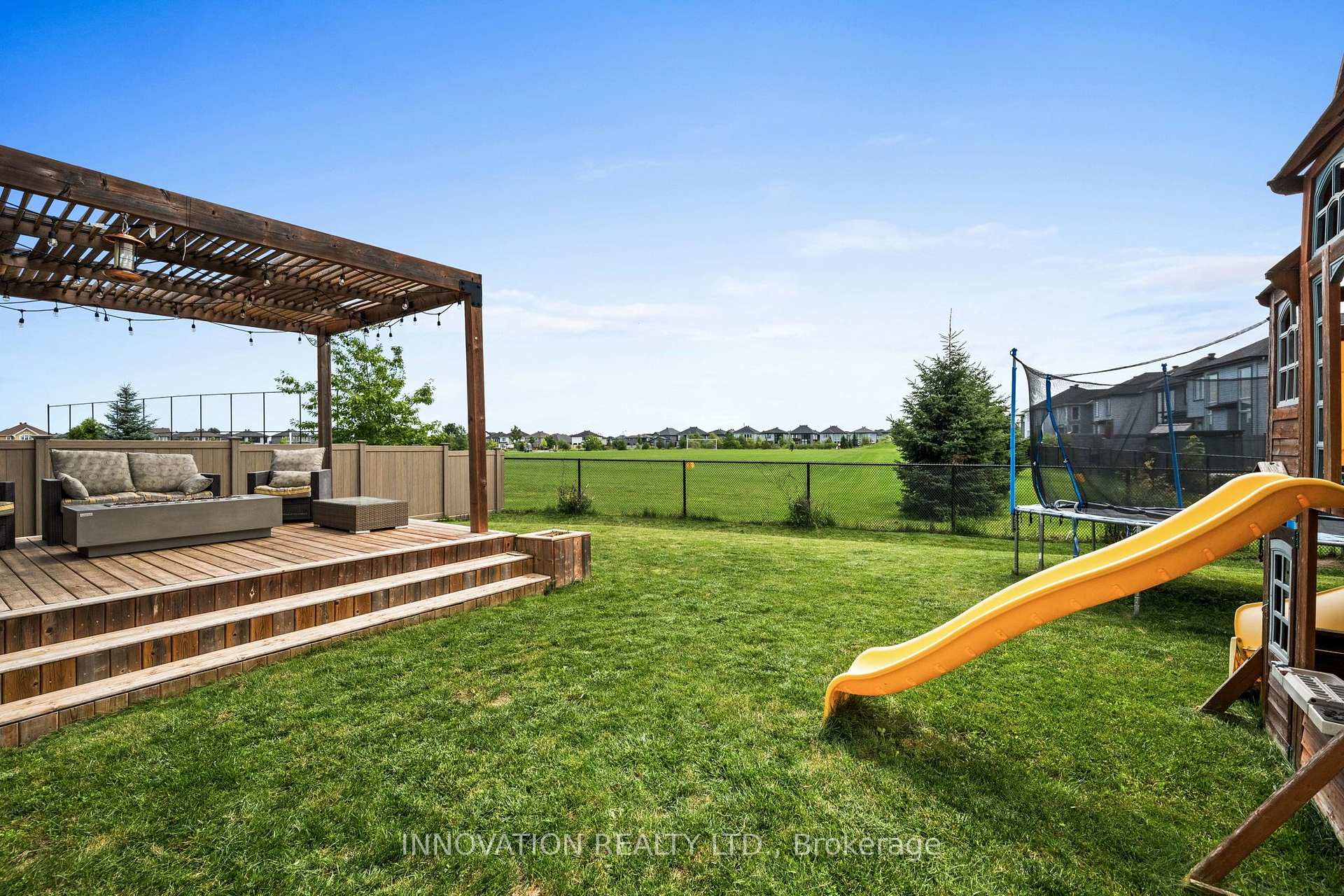 Photo 39 of 149 Groningen Street, Ottawa, Kanata - Emerald Meadows/Trailwest — HOMEH