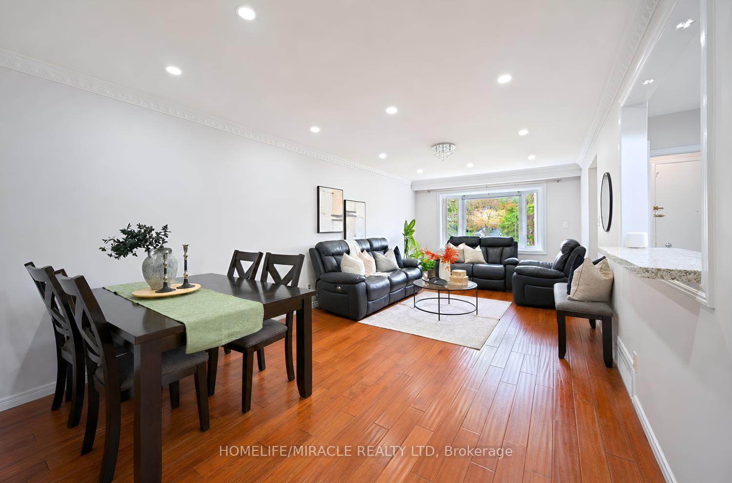 Photo 10 of 54 Sunderland Crescent, Scarborough, Woburn — HOMEH
