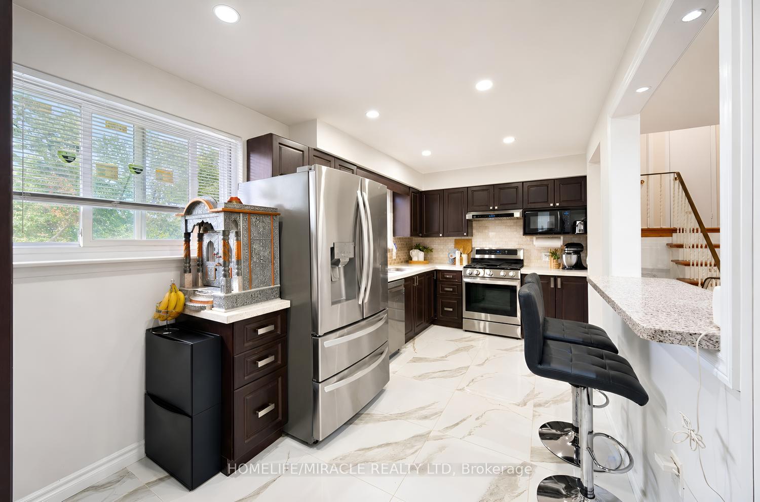 Photo 16 of 54 Sunderland Crescent, Scarborough, Woburn — HOMEH