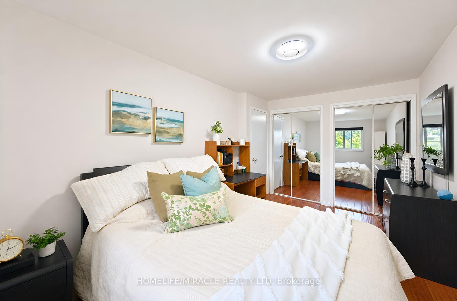 Photo 25 of 54 Sunderland Crescent, Scarborough, Woburn — HOMEH