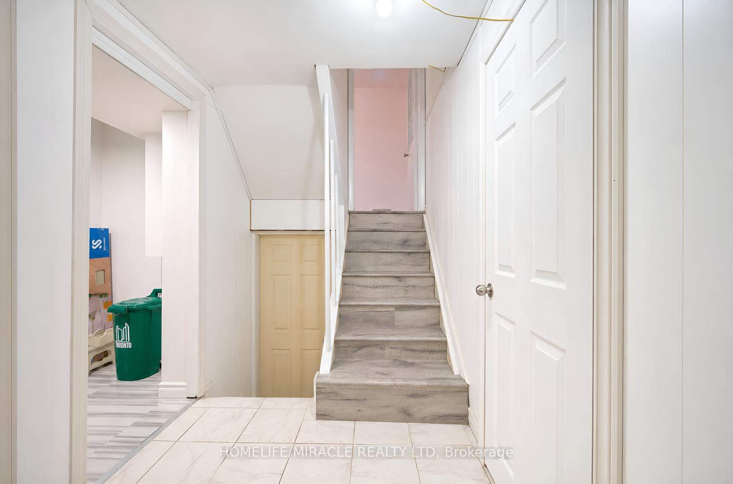 Photo 37 of 54 Sunderland Crescent, Scarborough, Woburn — HOMEH
