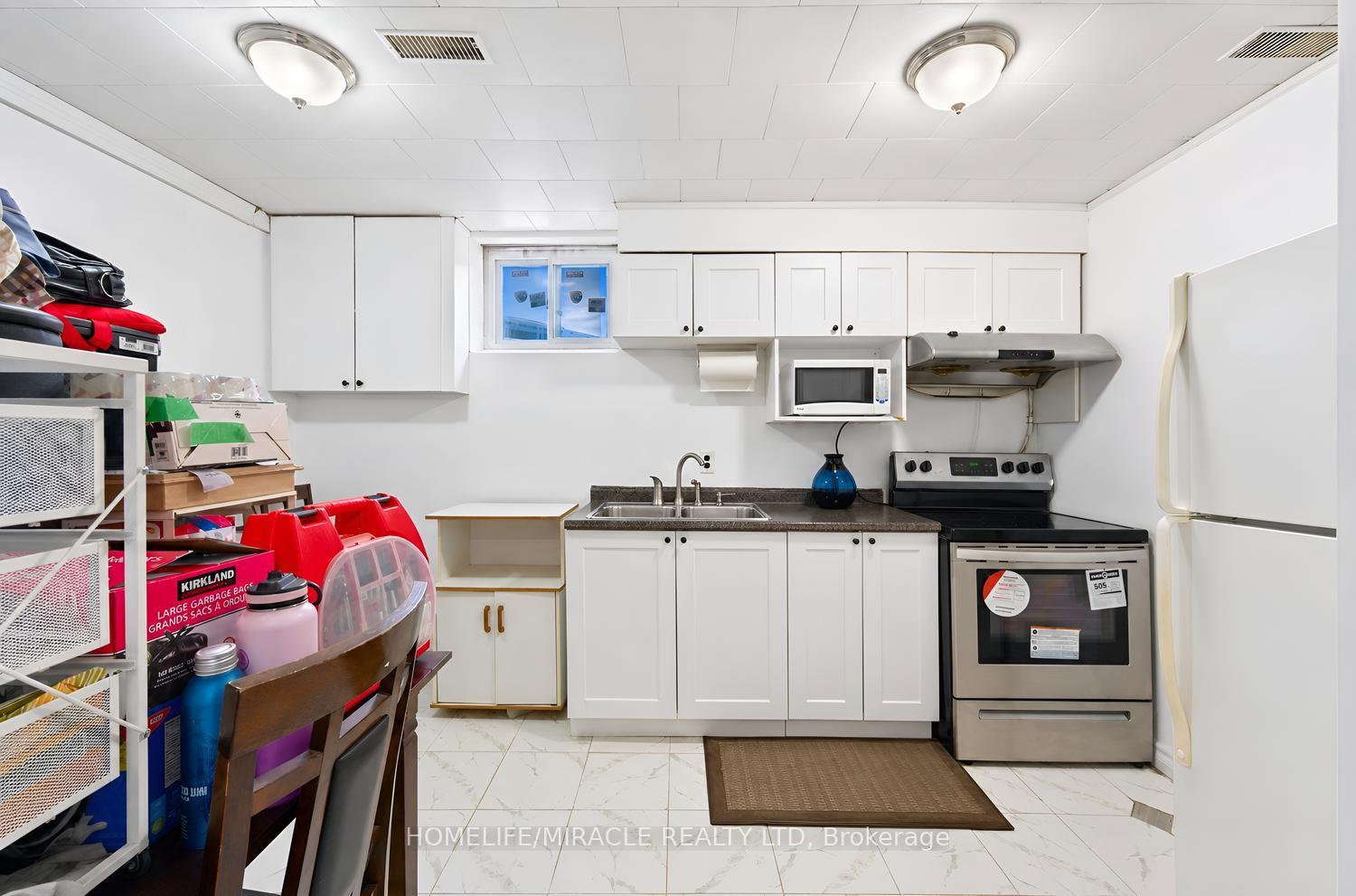 Photo 38 of 54 Sunderland Crescent, Scarborough, Woburn — HOMEH