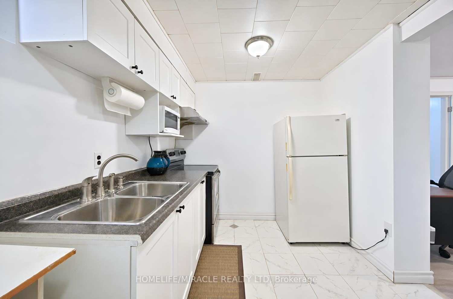 Photo 40 of 54 Sunderland Crescent, Scarborough, Woburn — HOMEH