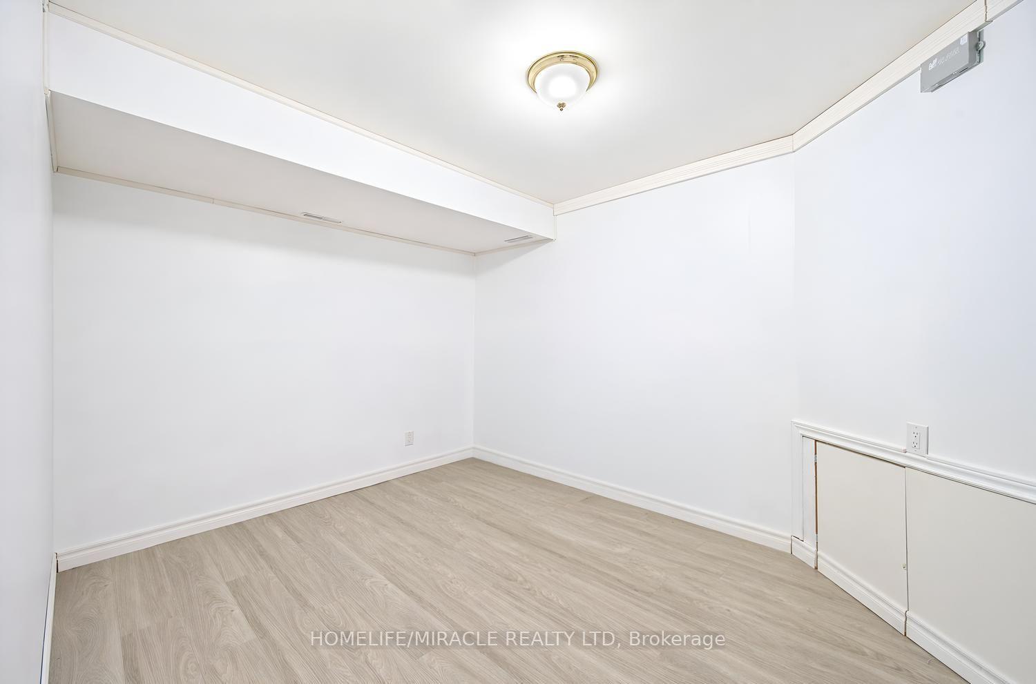 Photo 41 of 54 Sunderland Crescent, Scarborough, Woburn — HOMEH