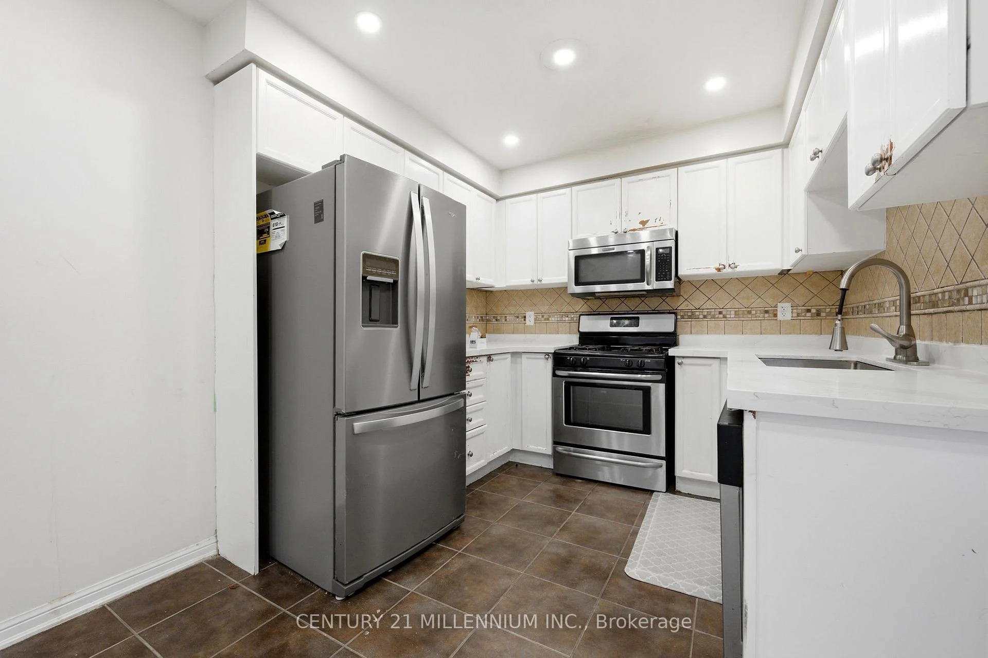 Photo 30 of 900 Hepburn Road, Milton, Coates — HOMEH