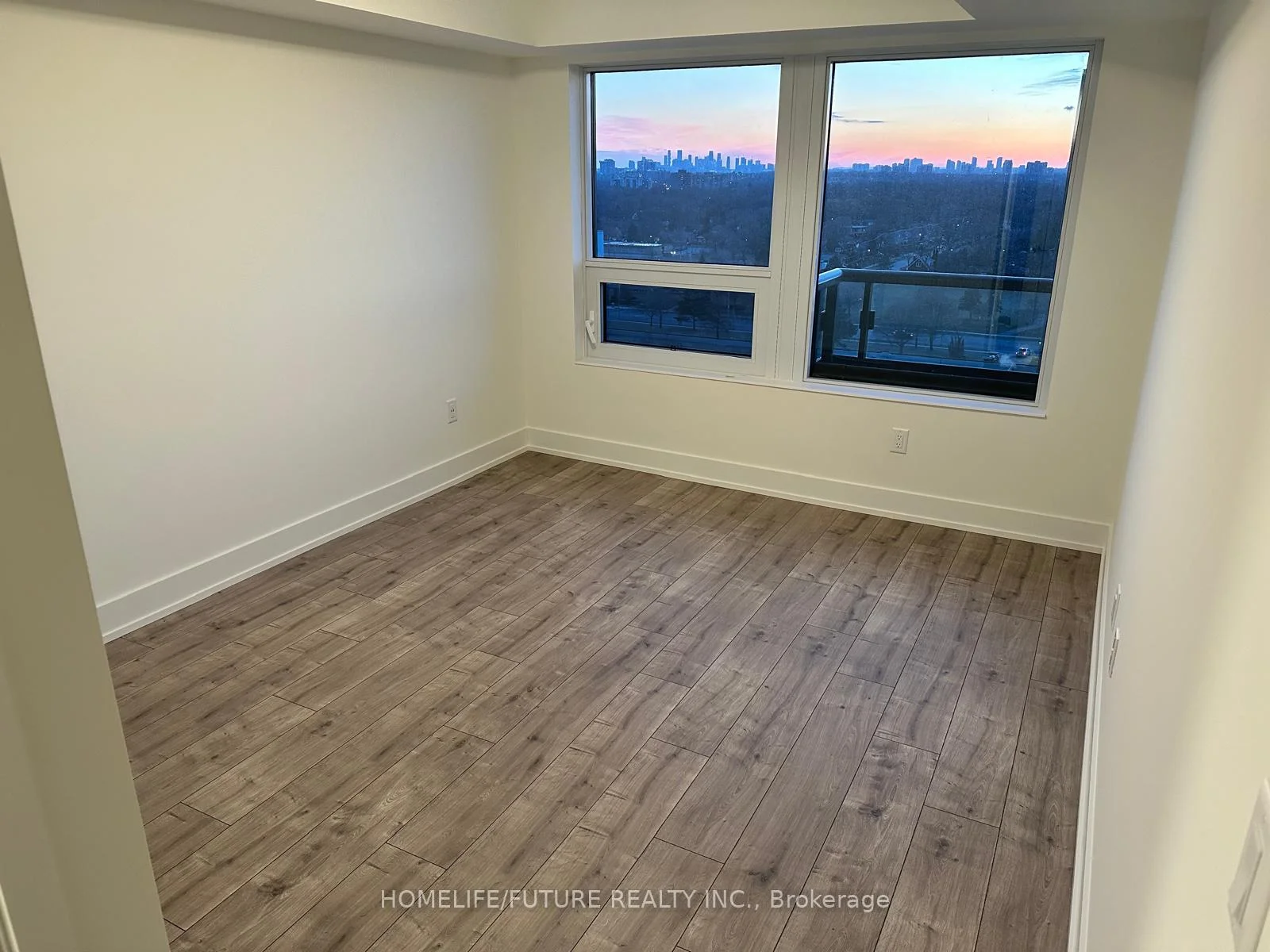 Photo 8 of Unit 1103, 10 Eva Road, Etobicoke, Etobicoke West Mall — HOMEH