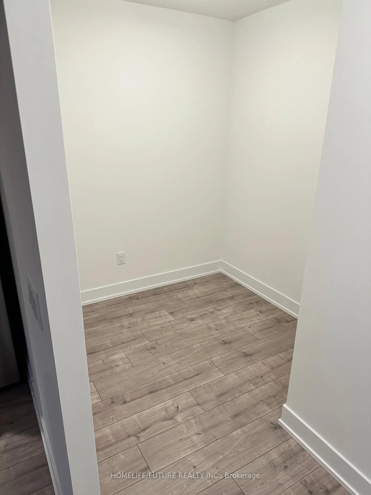 Photo 12 of Unit 1103, 10 Eva Road, Etobicoke, Etobicoke West Mall — HOMEH