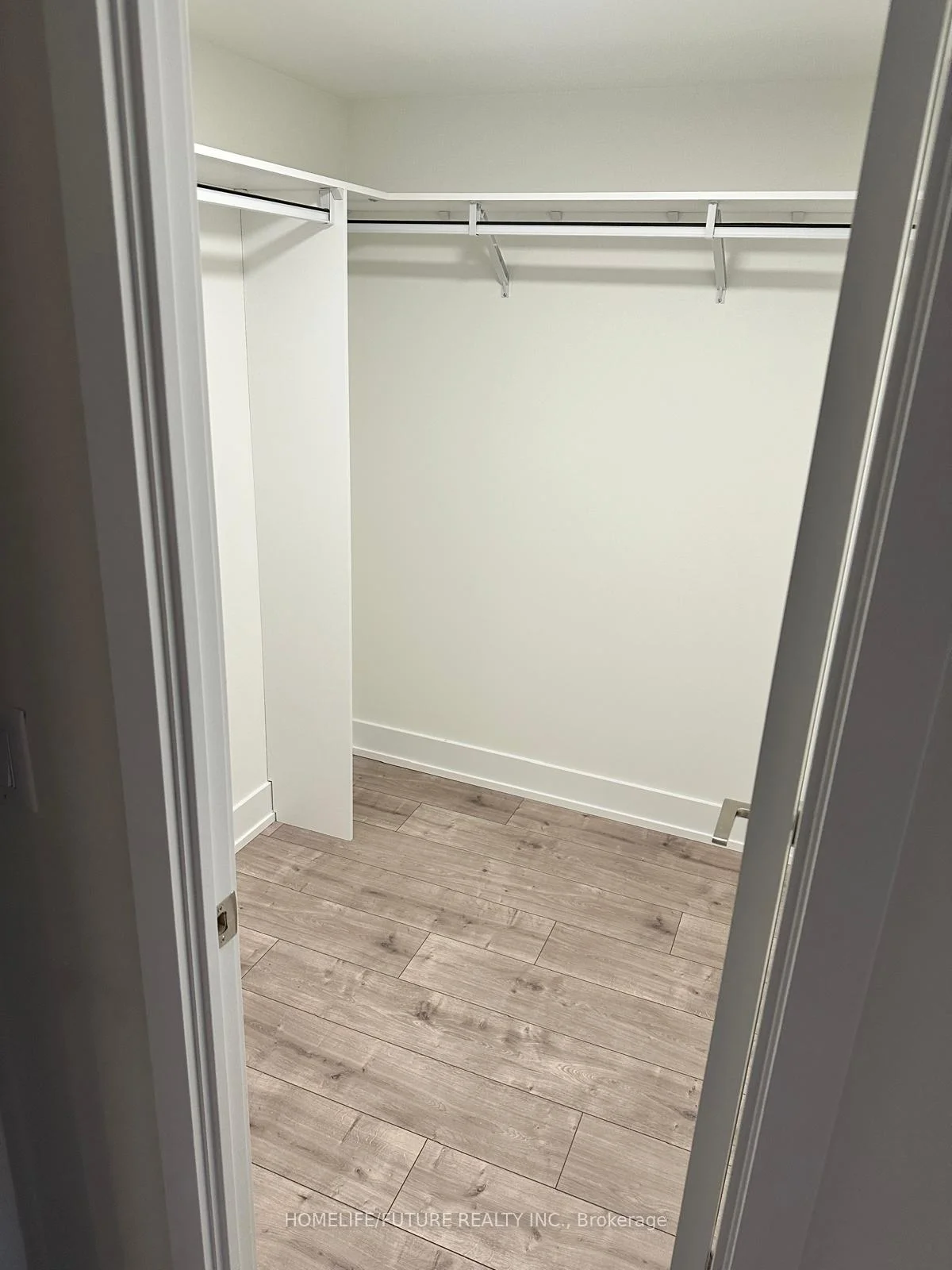 Photo 15 of Unit 1103, 10 Eva Road, Etobicoke, Etobicoke West Mall — HOMEH