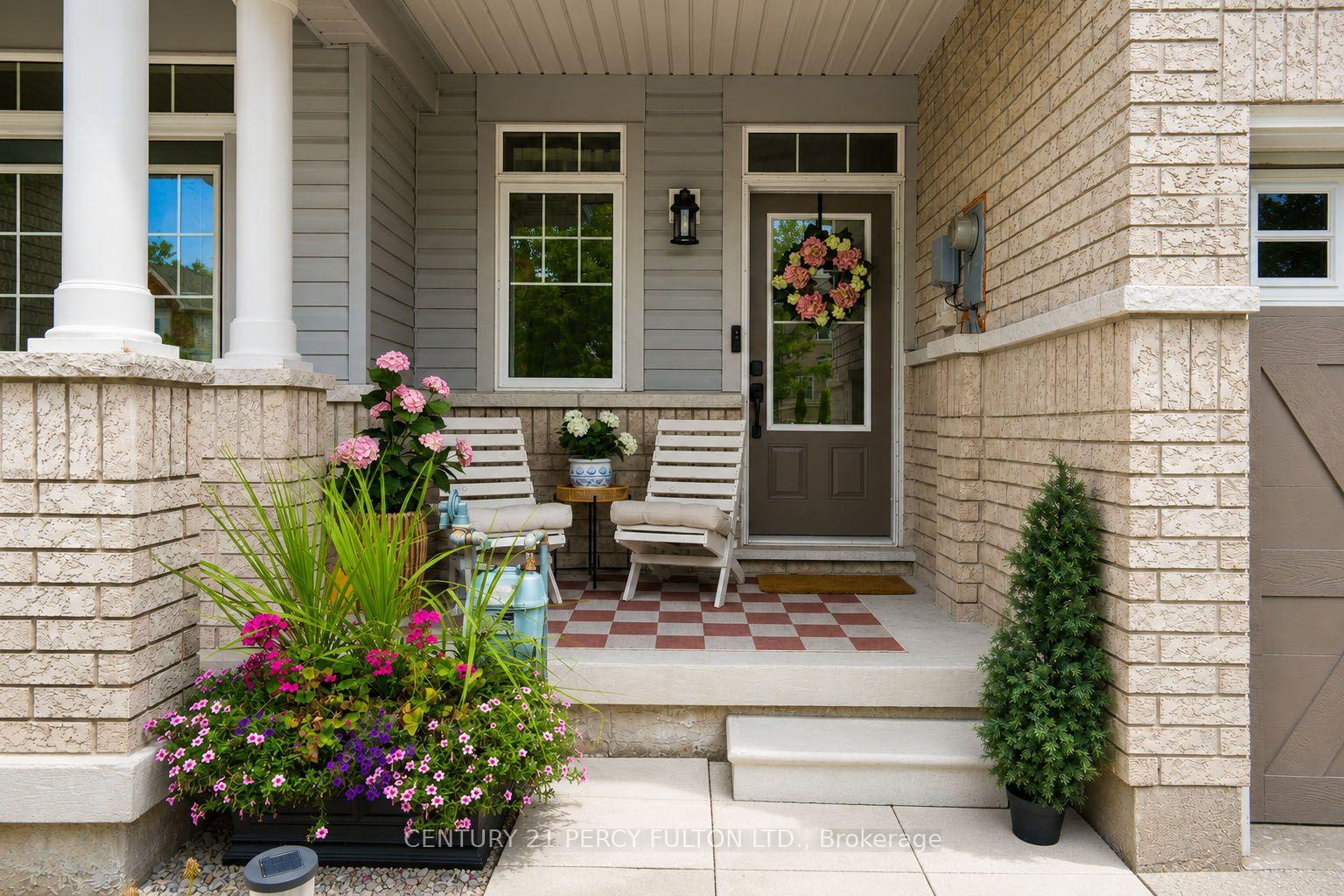 Photo 3 of 19 Pearcey Crescent, Barrie, West Bayfield — HOMEH