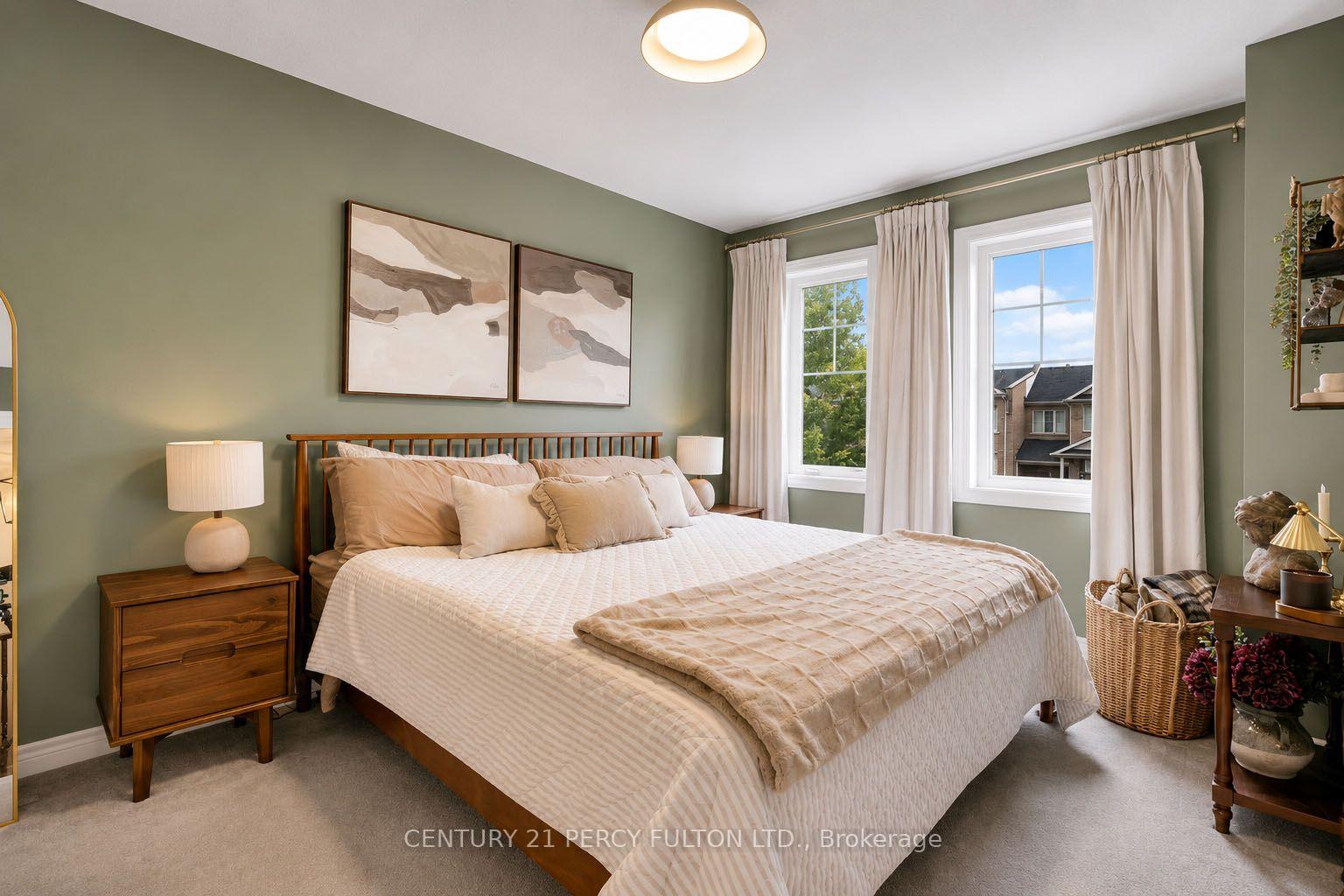 Photo 21 of 19 Pearcey Crescent, Barrie, West Bayfield — HOMEH