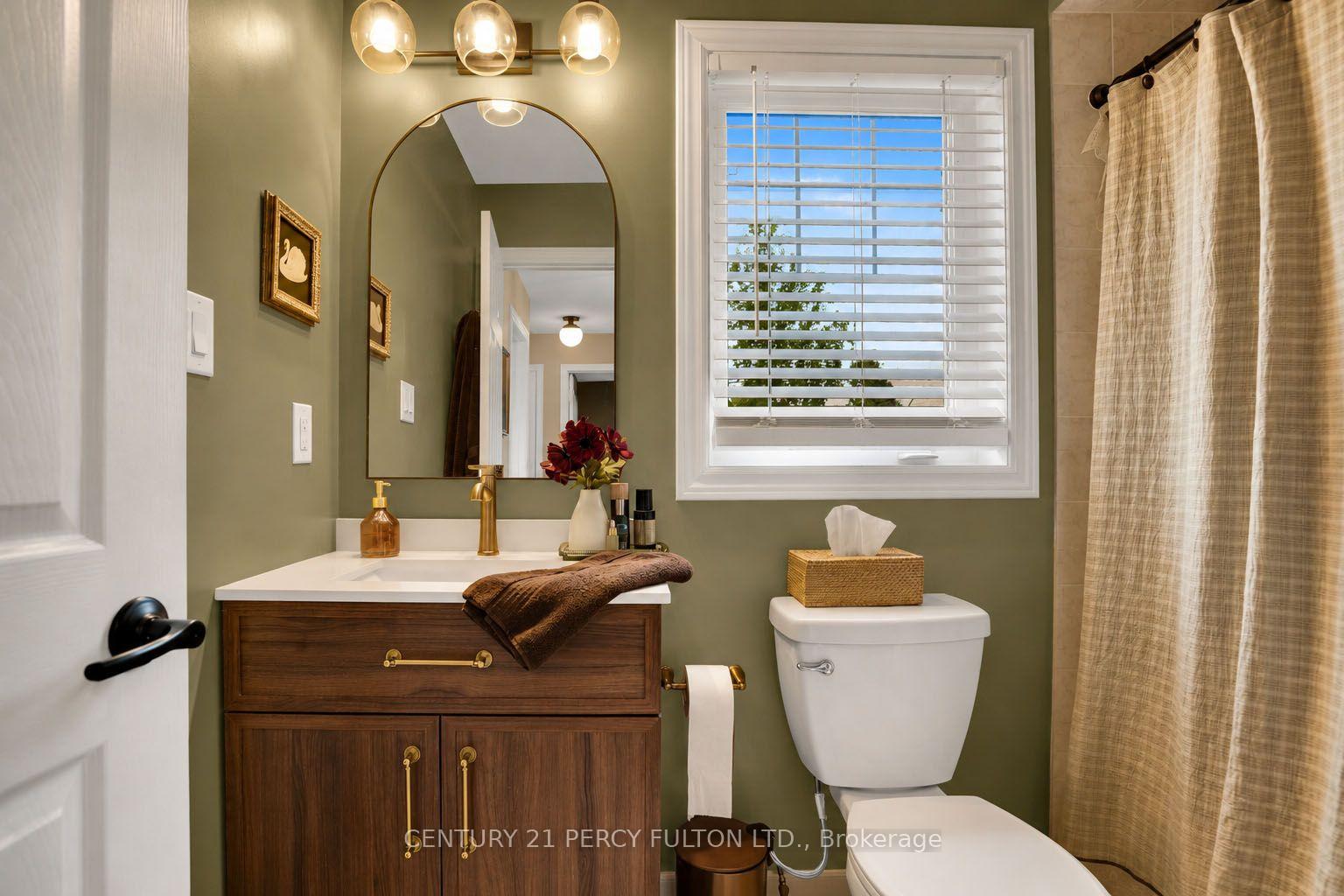 Photo 25 of 19 Pearcey Crescent, Barrie, West Bayfield — HOMEH