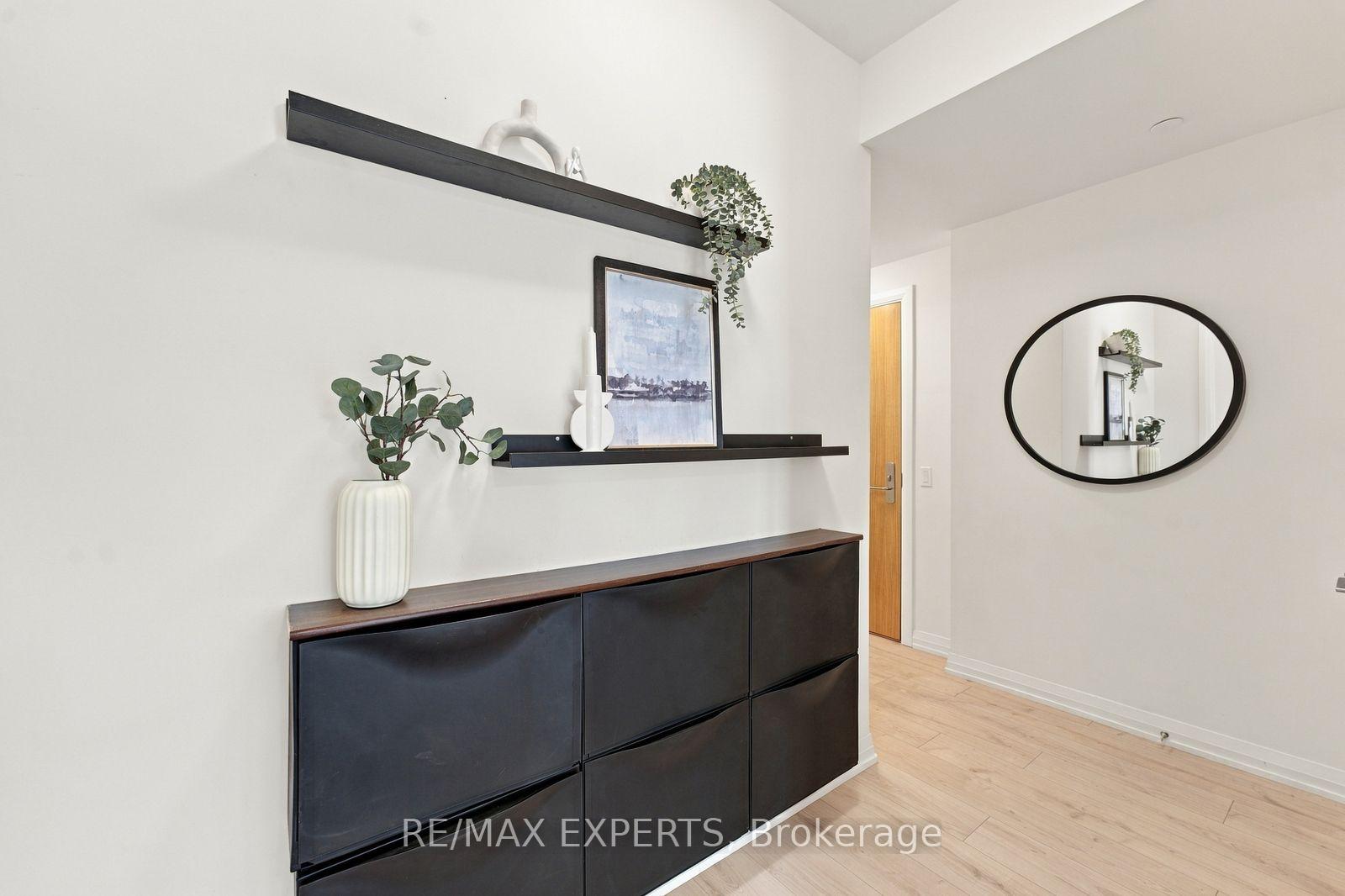 Photo 6 of Unit 224, 8960 Jane Street, Vaughan, Vellore Village — HOMEH