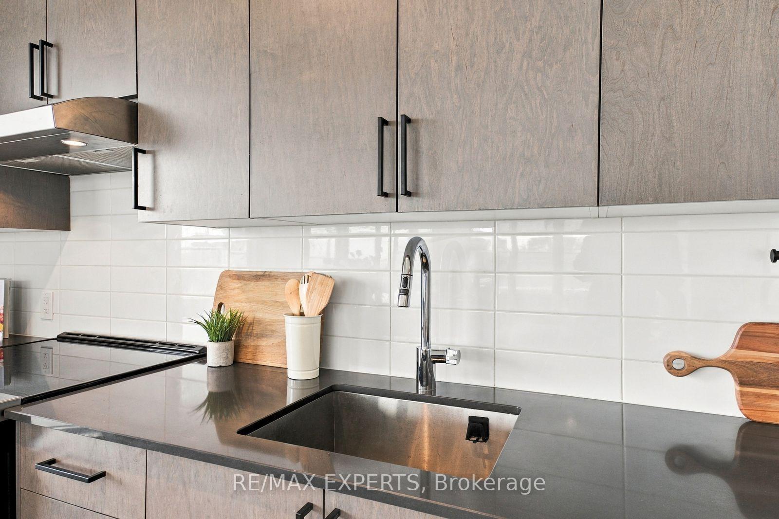 Photo 13 of Unit 224, 8960 Jane Street, Vaughan, Vellore Village — HOMEH