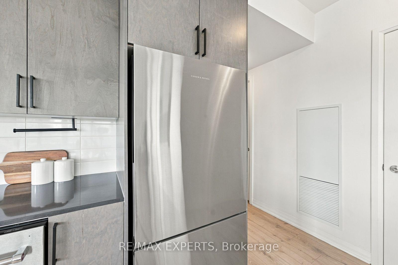 Photo 15 of Unit 224, 8960 Jane Street, Vaughan, Vellore Village — HOMEH