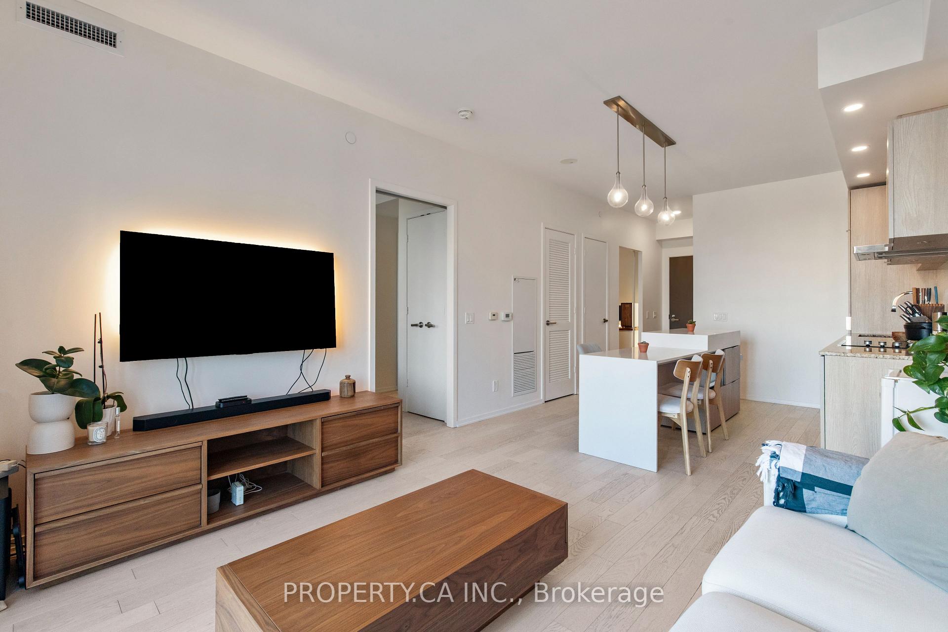 Photo of Unit 710, 12 Bonnycastle Street
