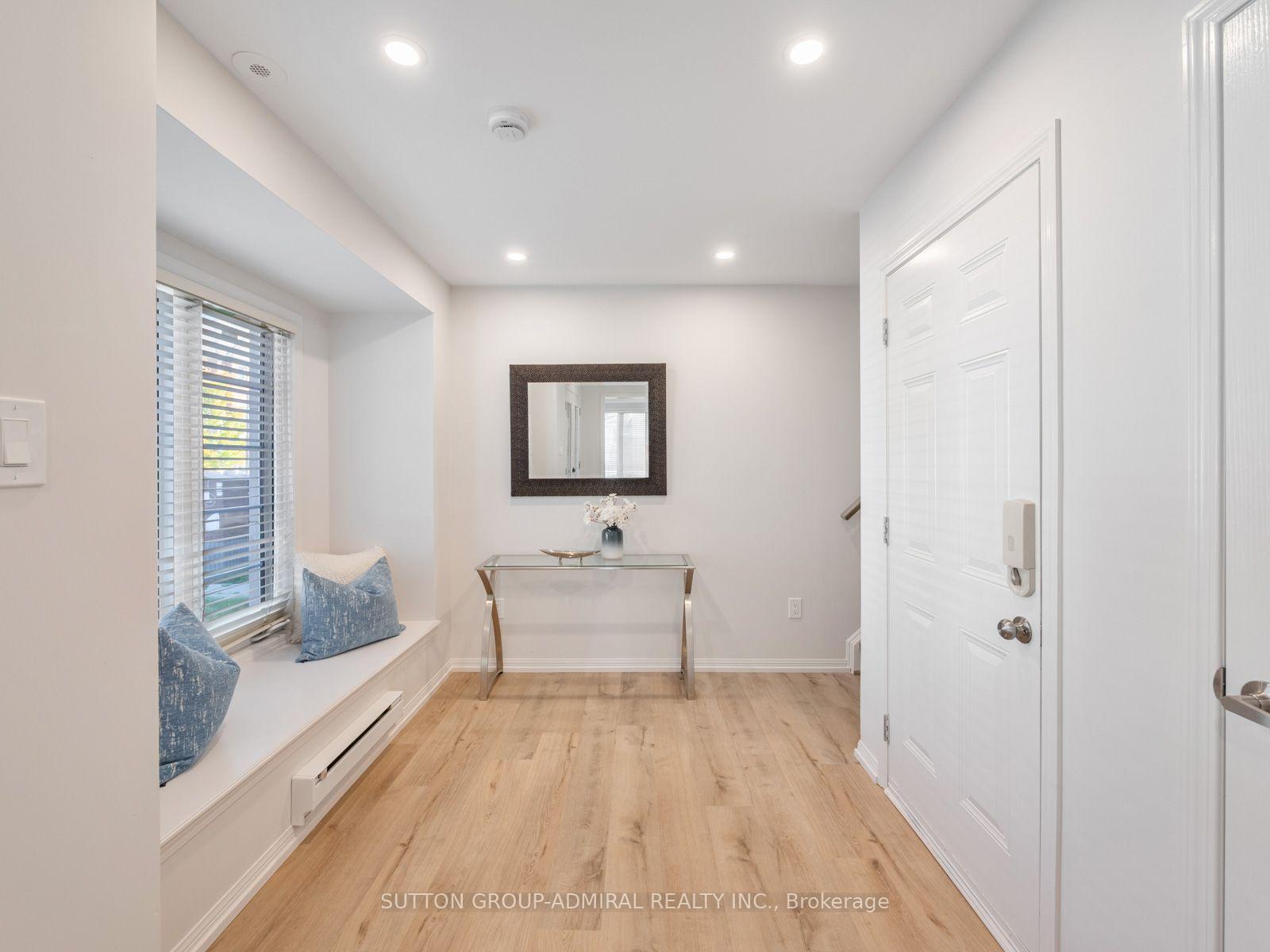 Photo 7 of 43 Deans Drive, Scarborough, Clairlea-Birchmount — HOMEH
