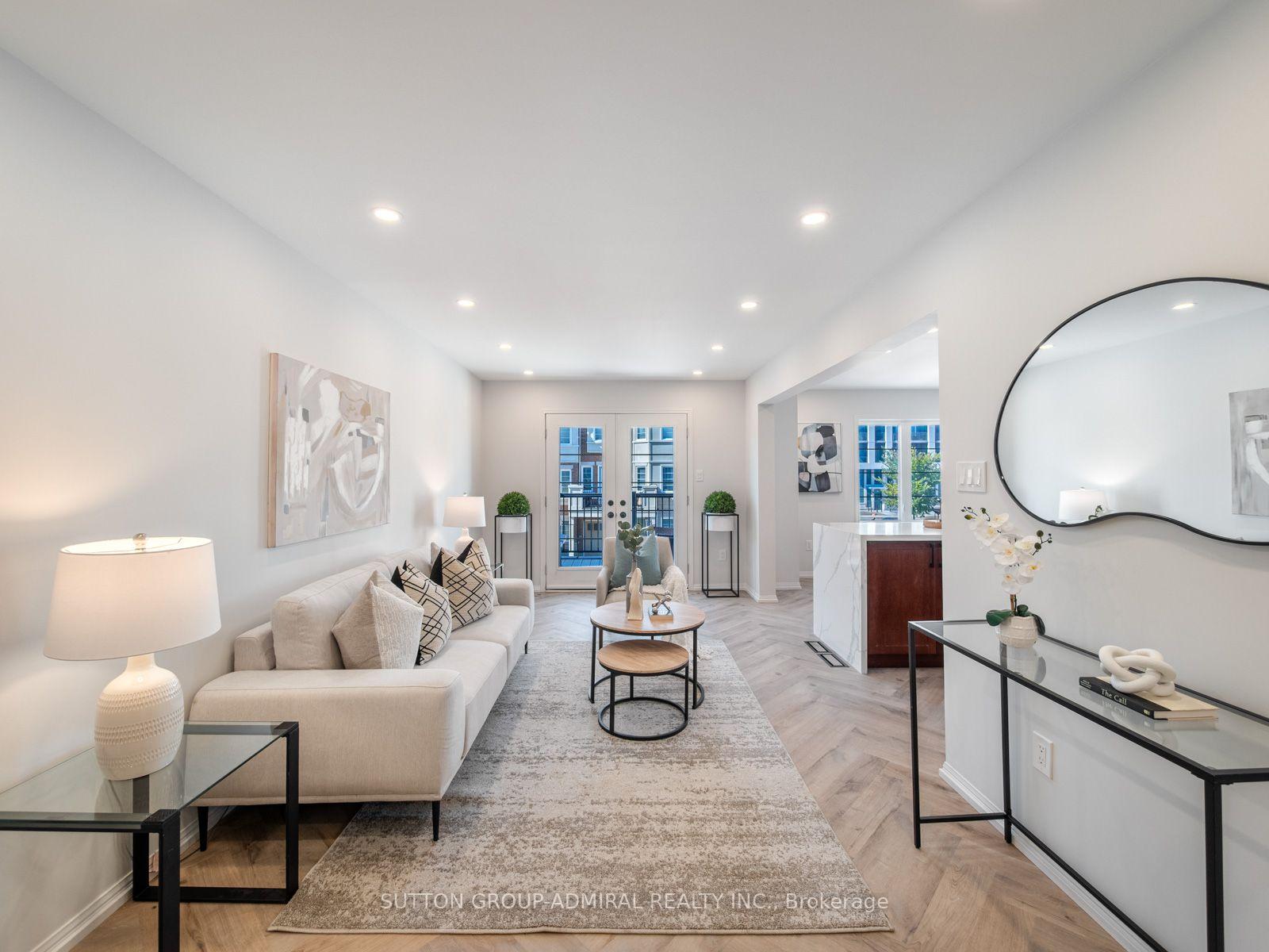 Photo 12 of 43 Deans Drive, Scarborough, Clairlea-Birchmount — HOMEH