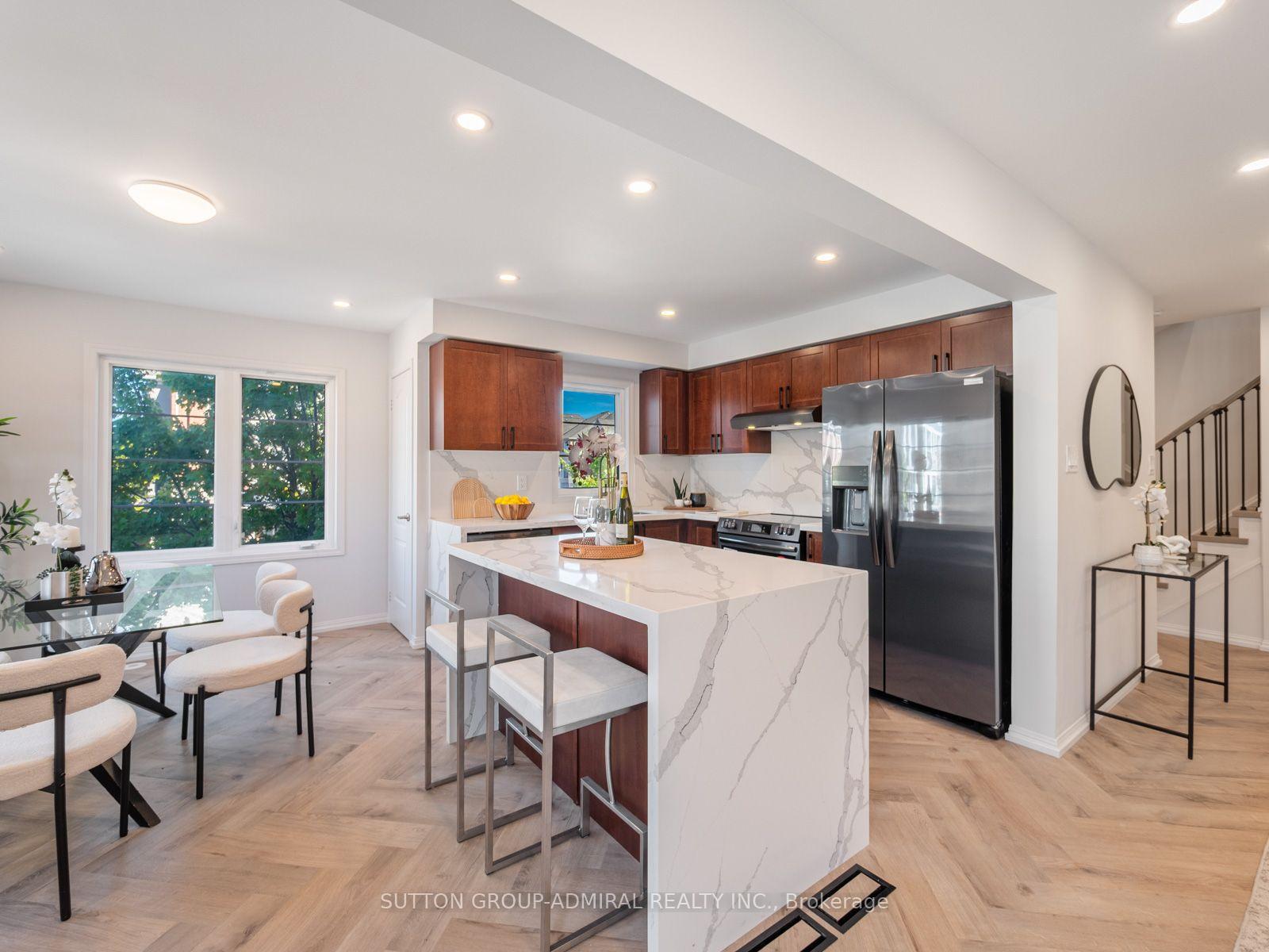 Photo 16 of 43 Deans Drive, Scarborough, Clairlea-Birchmount — HOMEH