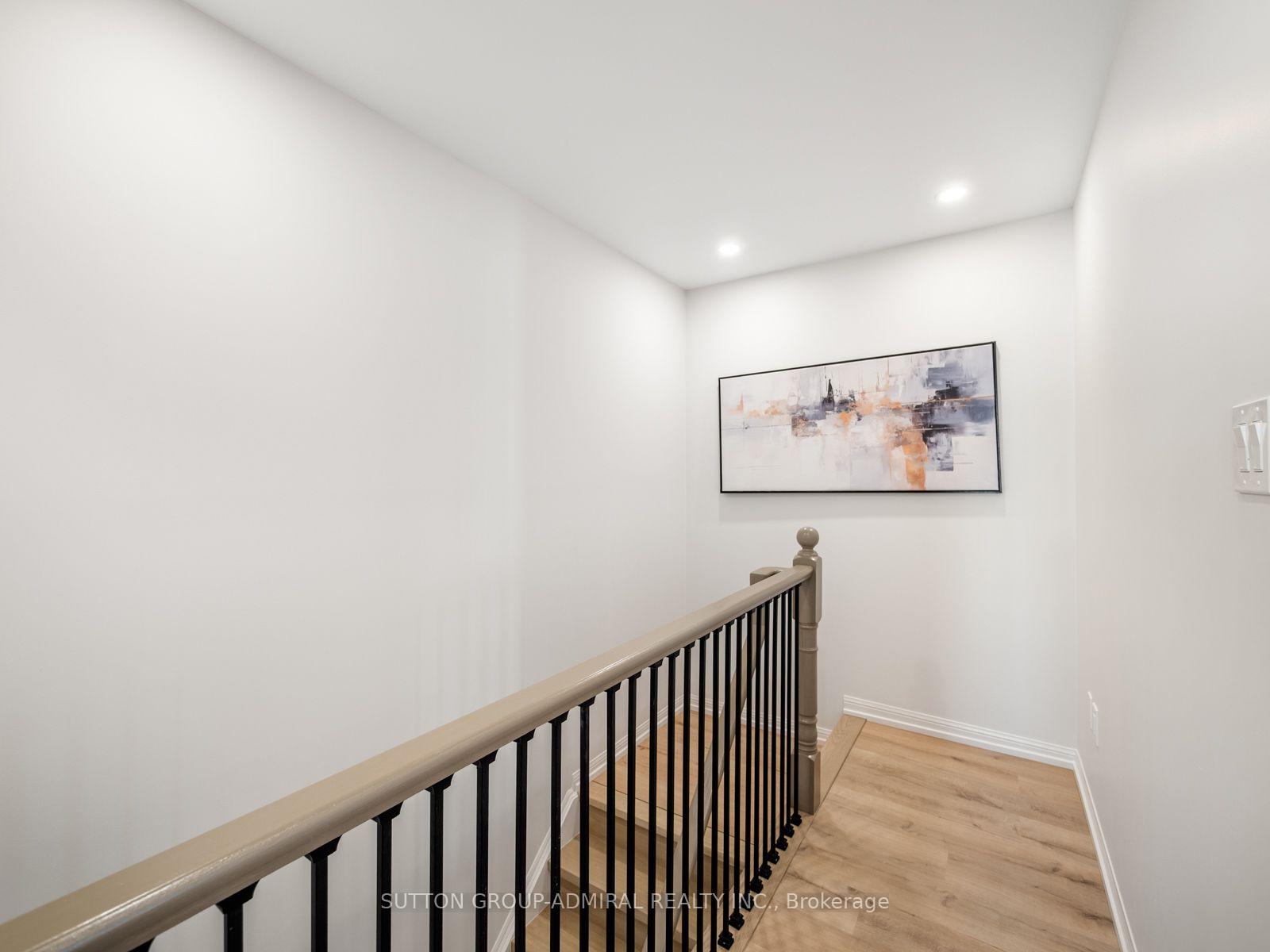 Photo 26 of 43 Deans Drive, Scarborough, Clairlea-Birchmount — HOMEH