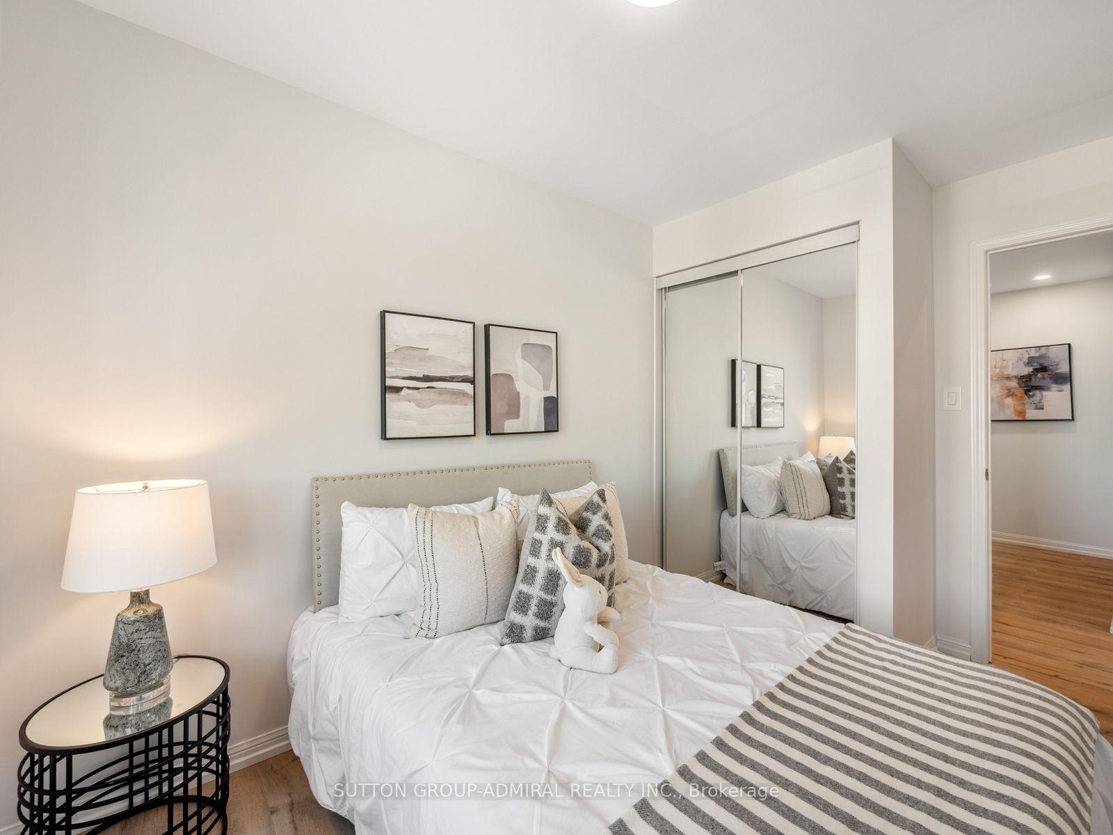 Photo 36 of 43 Deans Drive, Scarborough, Clairlea-Birchmount — HOMEH