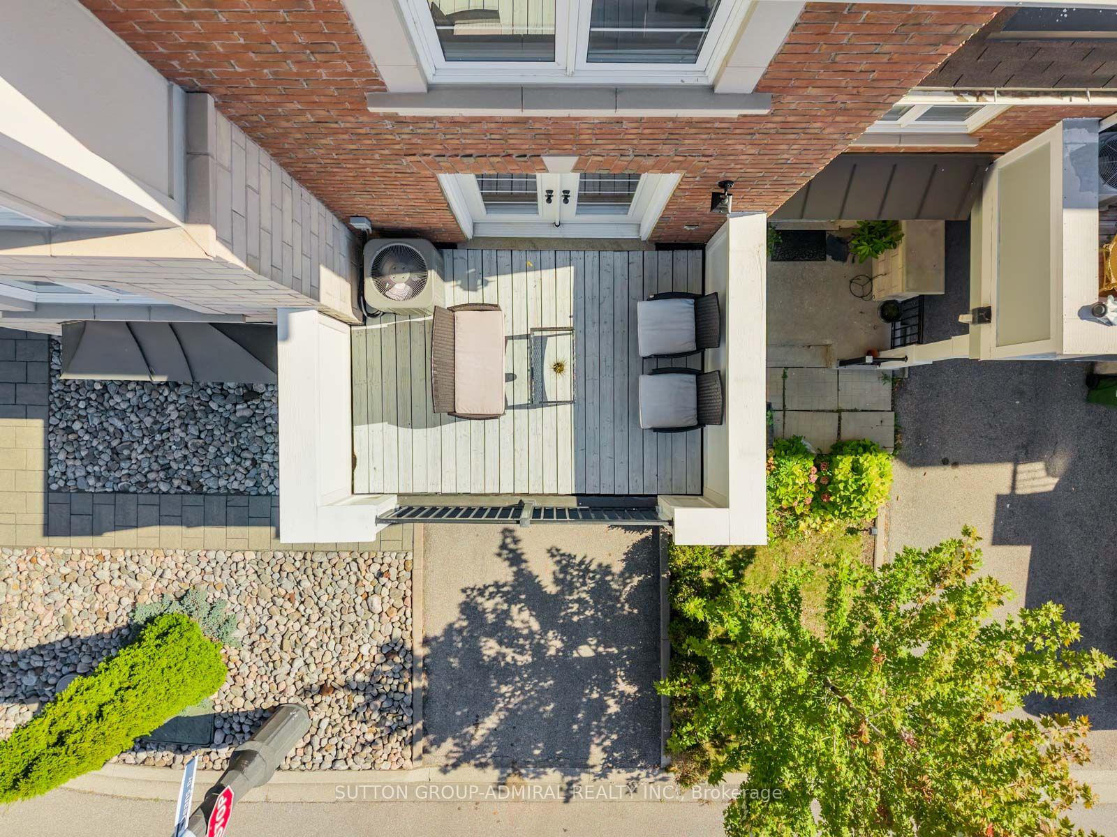 Photo 40 of 43 Deans Drive, Scarborough, Clairlea-Birchmount — HOMEH