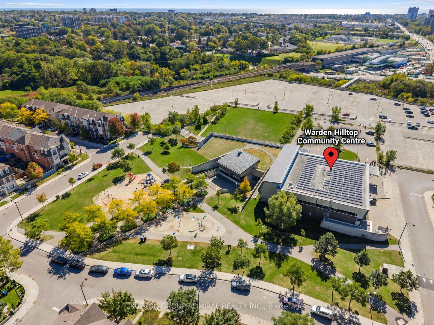 Photo 44 of 43 Deans Drive, Scarborough, Clairlea-Birchmount — HOMEH