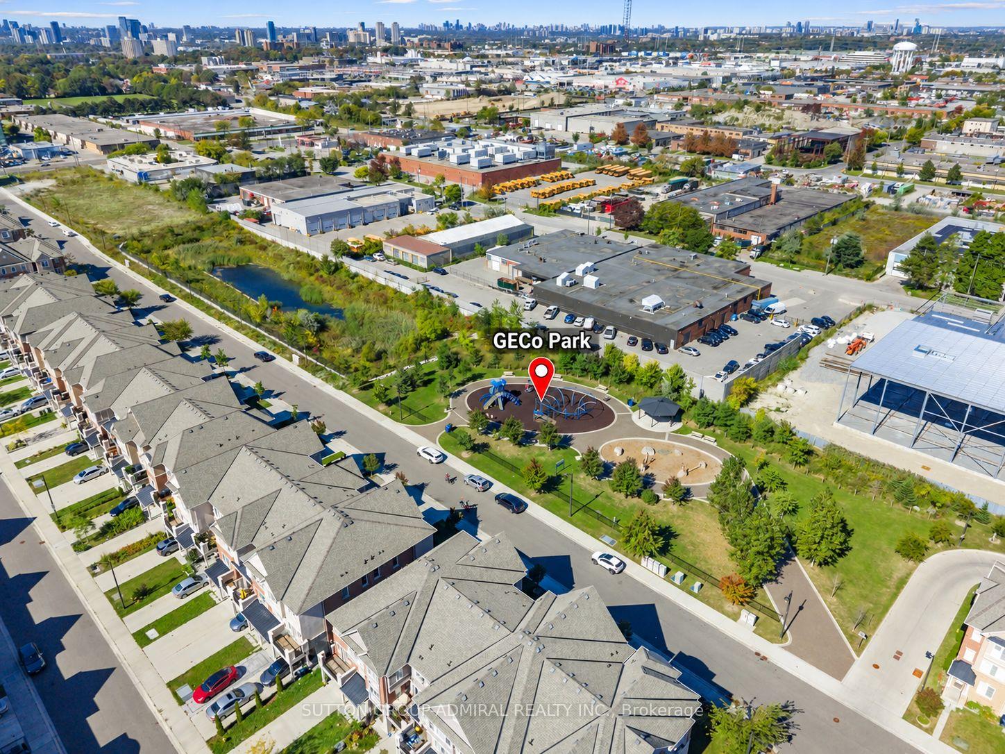 Photo 46 of 43 Deans Drive, Scarborough, Clairlea-Birchmount — HOMEH