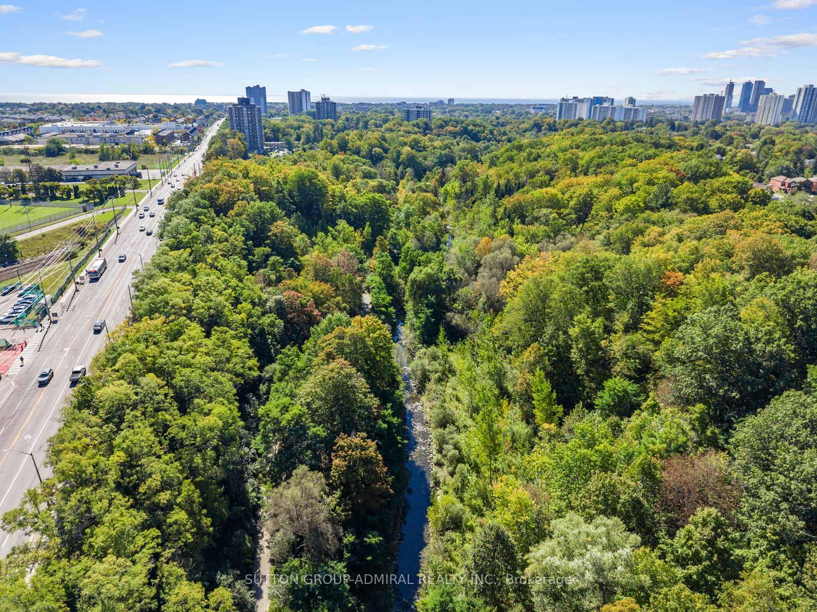 Photo 48 of 43 Deans Drive, Scarborough, Clairlea-Birchmount — HOMEH