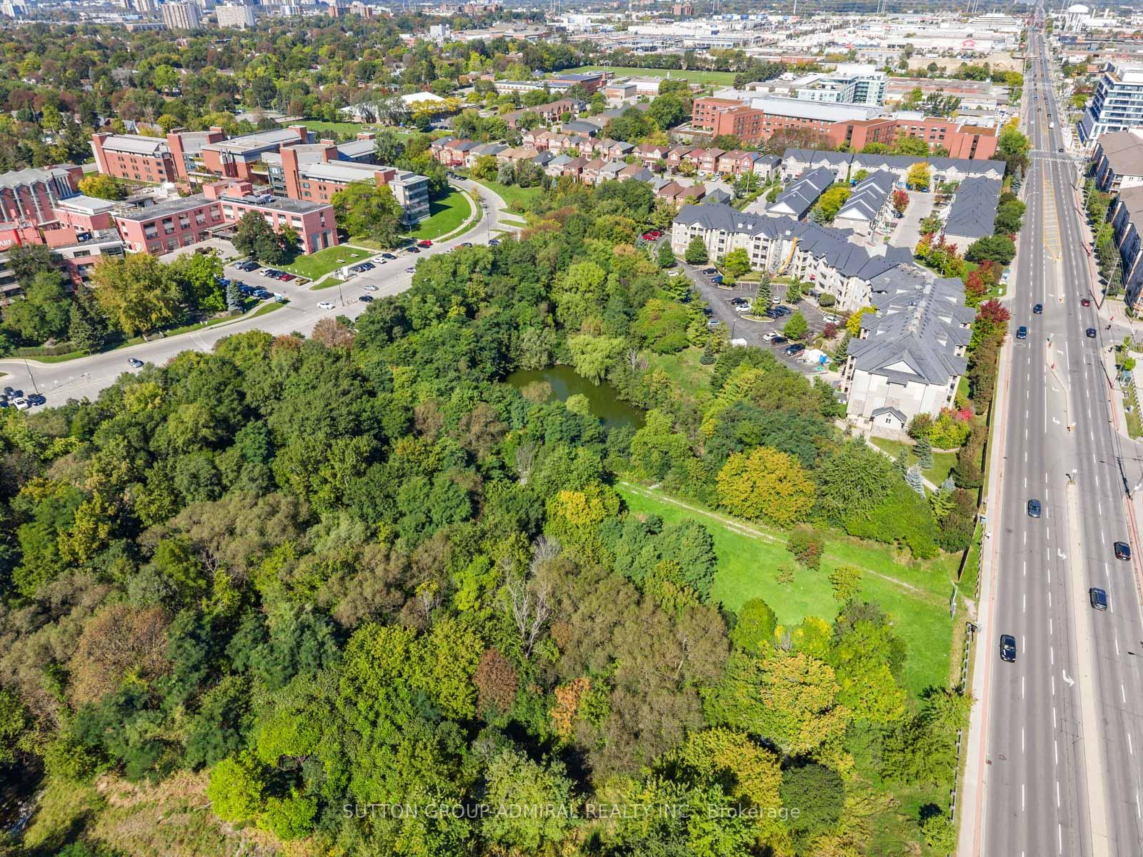 Photo 49 of 43 Deans Drive, Scarborough, Clairlea-Birchmount — HOMEH