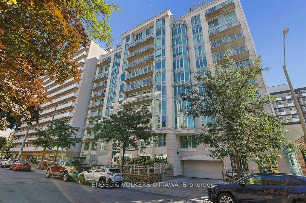 Photo of Unit 408, 138 Somerset Street W