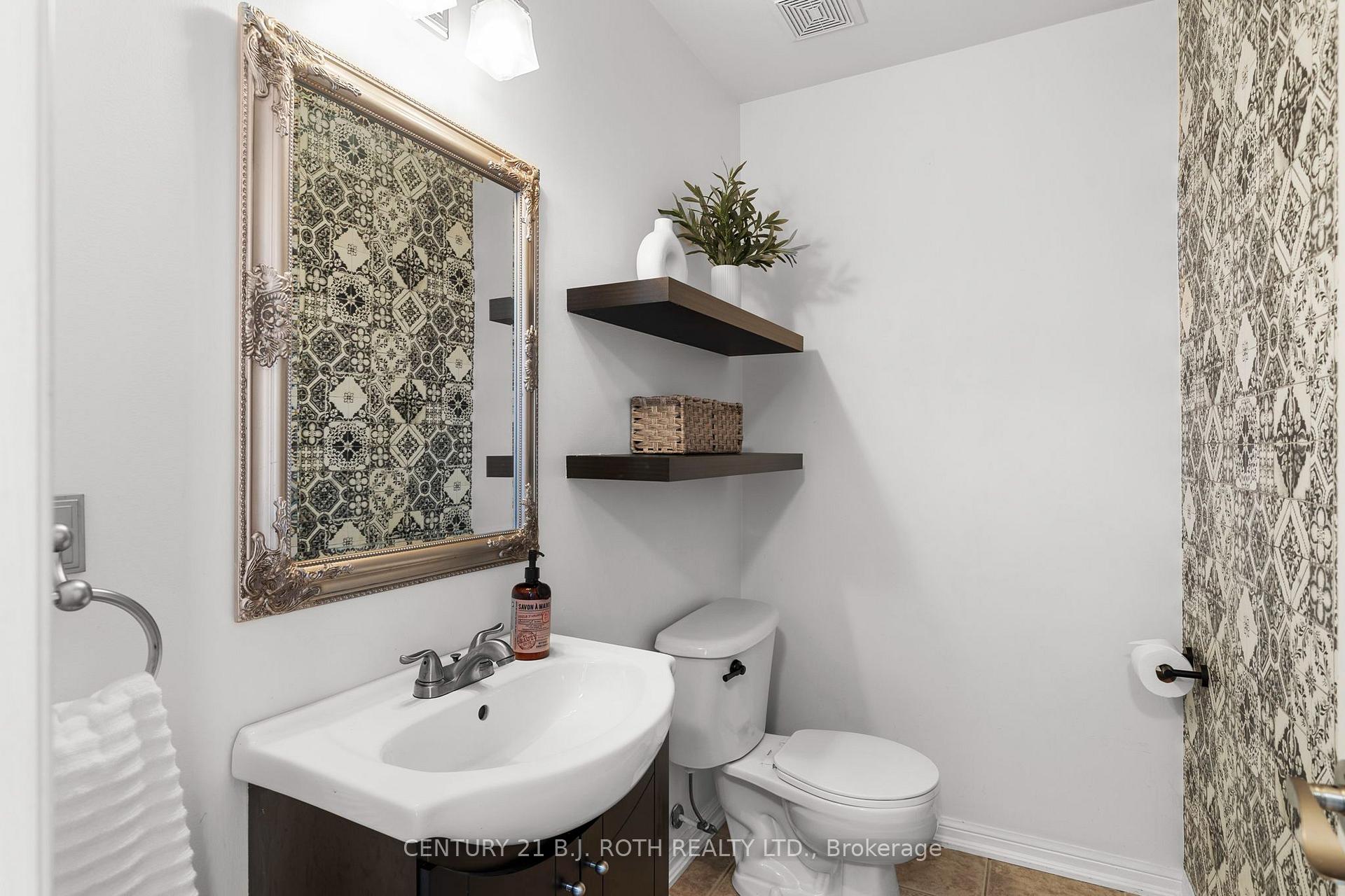 Photo 3 of 22 Ridwell Street, Barrie, Northwest — HOMEH