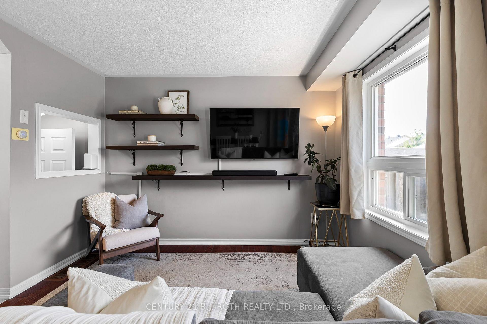 Photo 4 of 22 Ridwell Street, Barrie, Northwest — HOMEH