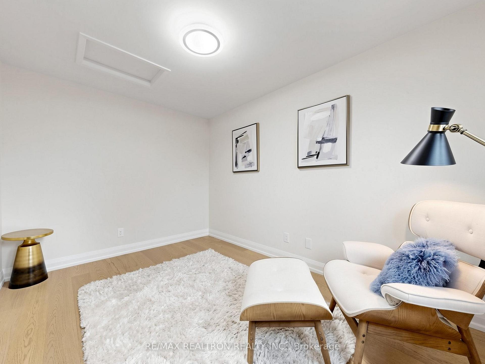Photo 31 of 14 Lund Street, Richmond Hill, North Richvale — HOMEH