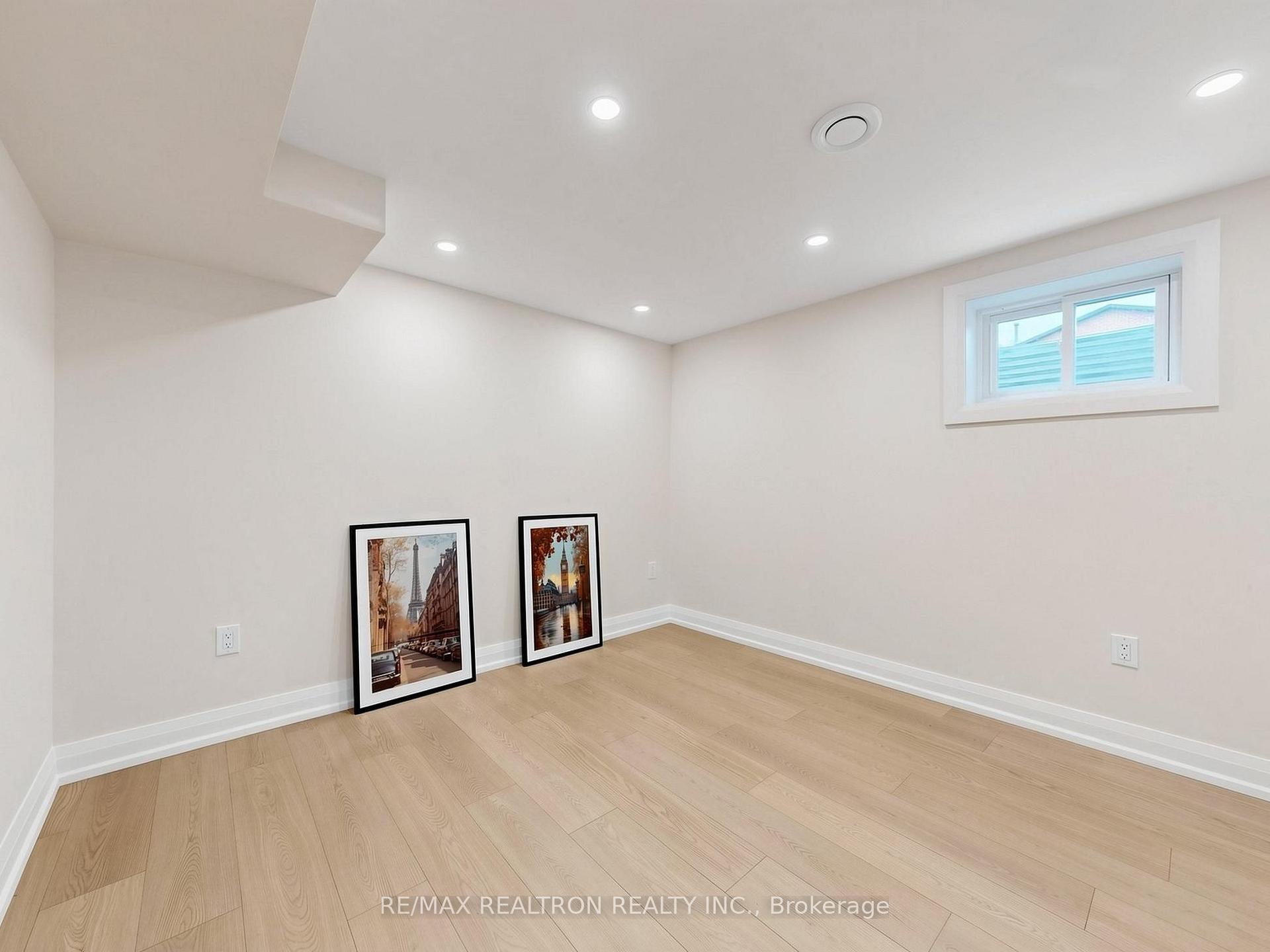 Photo 39 of 14 Lund Street, Richmond Hill, North Richvale — HOMEH