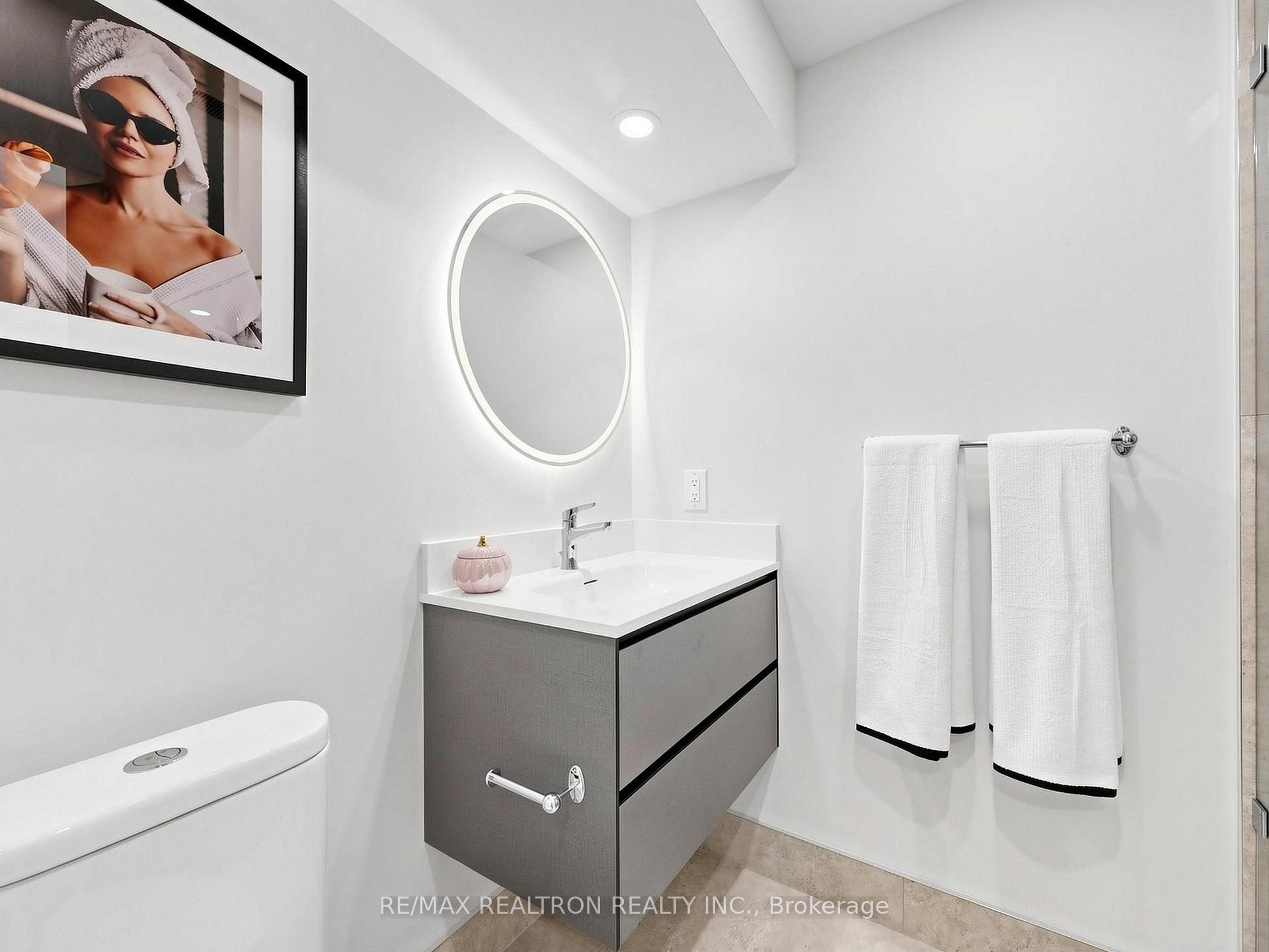 Photo 41 of 14 Lund Street, Richmond Hill, North Richvale — HOMEH