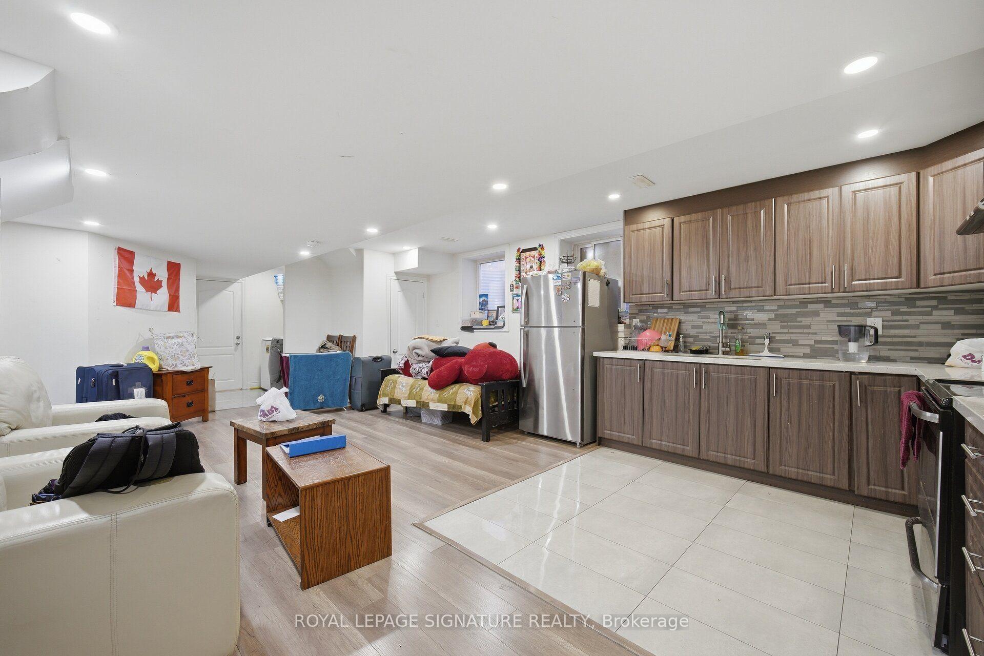 Photo 11 of Unit 2, 88 Yardley Crescent, Brampton, Credit Valley — HOMEH
