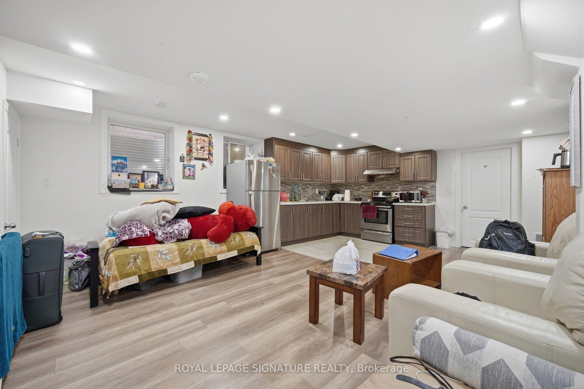Photo 16 of Unit 2, 88 Yardley Crescent, Brampton, Credit Valley — HOMEH