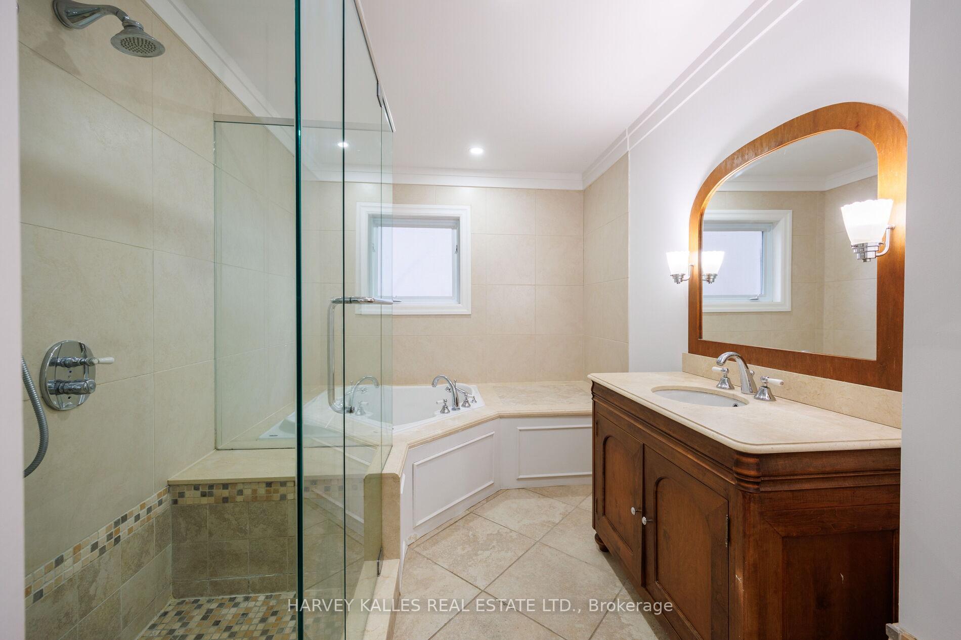 Photo 40 of 19 Blair Athol Crescent, Etobicoke, Princess-Rosethorn — HOMEH