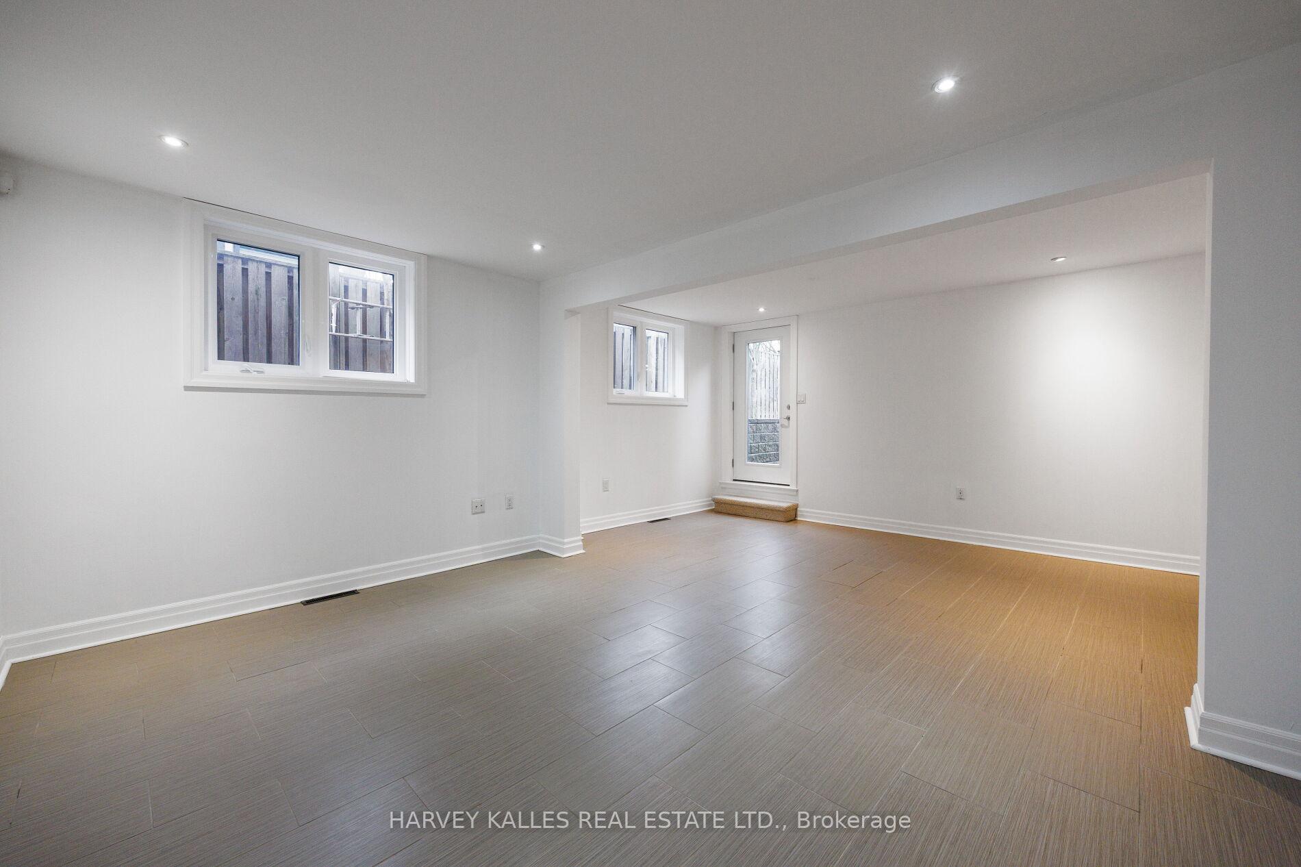 Photo 47 of 19 Blair Athol Crescent, Etobicoke, Princess-Rosethorn — HOMEH