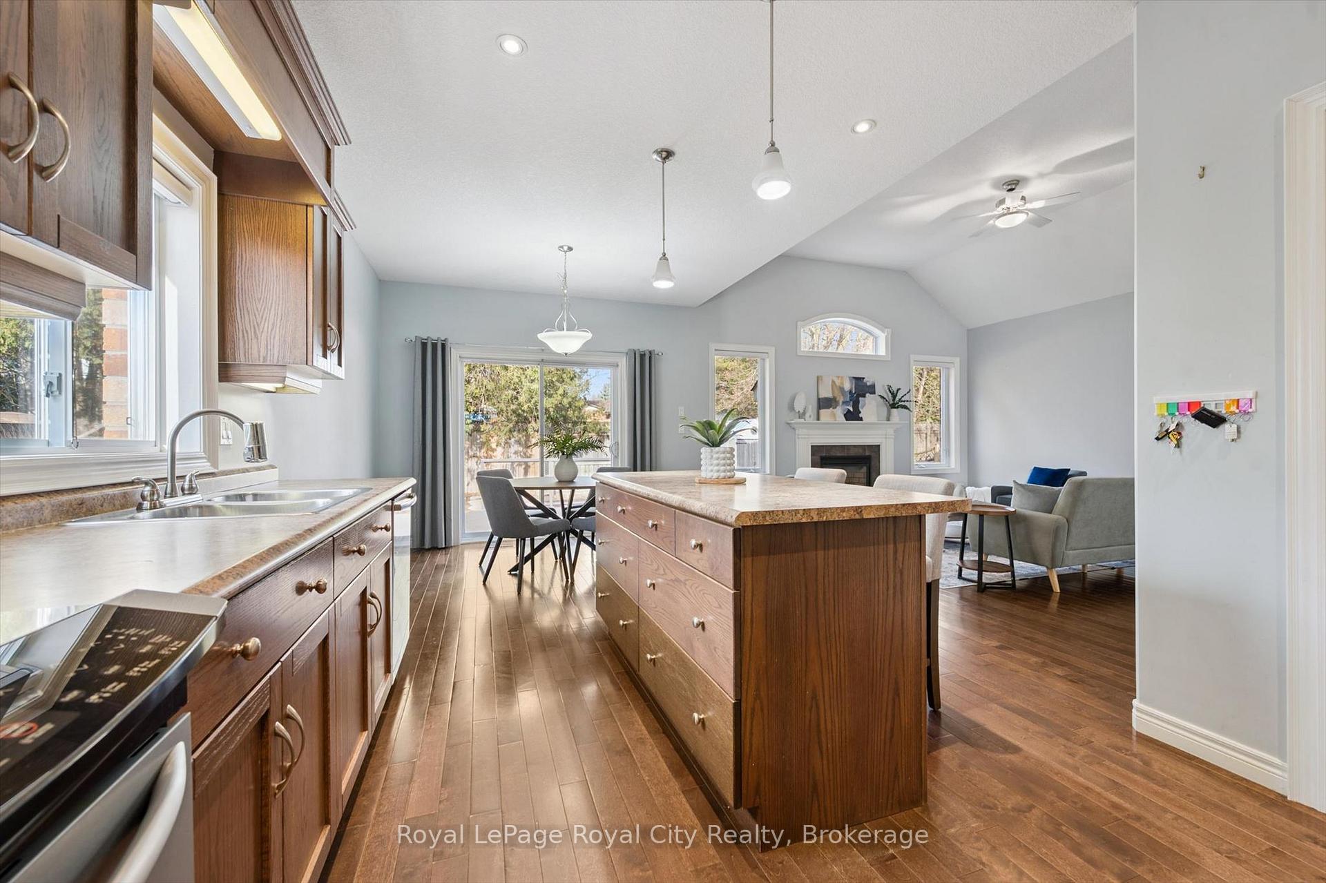 Photo 19 of 60A Eastview Road, Guelph, Grange Road — HOMEH