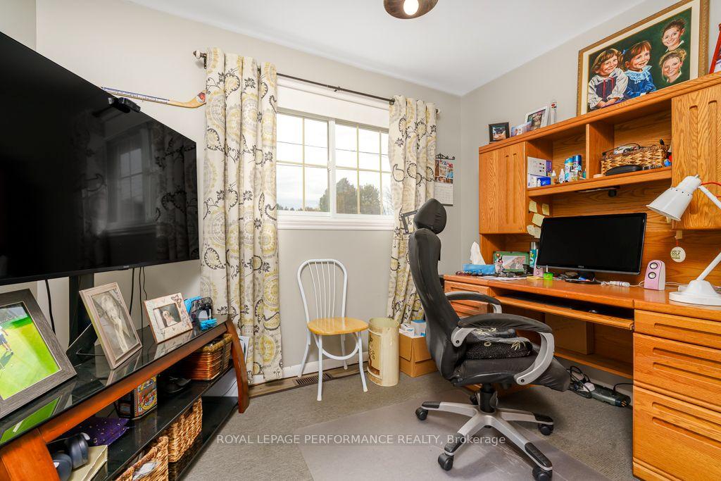 Photo 21 of 1001 Edythe Avenue, Cornwall, Cornwall — HOMEH