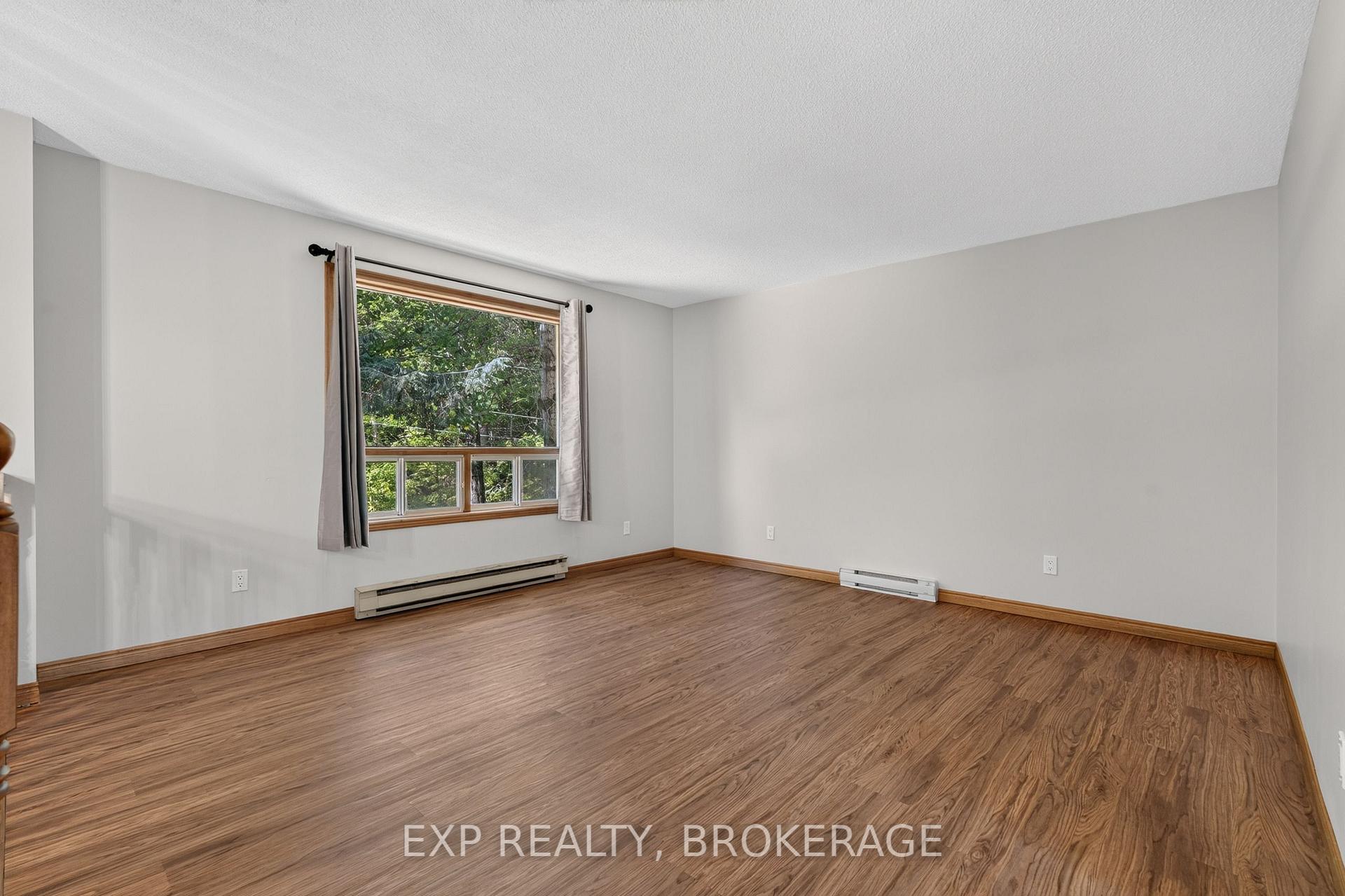 Photo 7 of 1054 York Road, Frontenac, Frontenac Centre — HOMEH