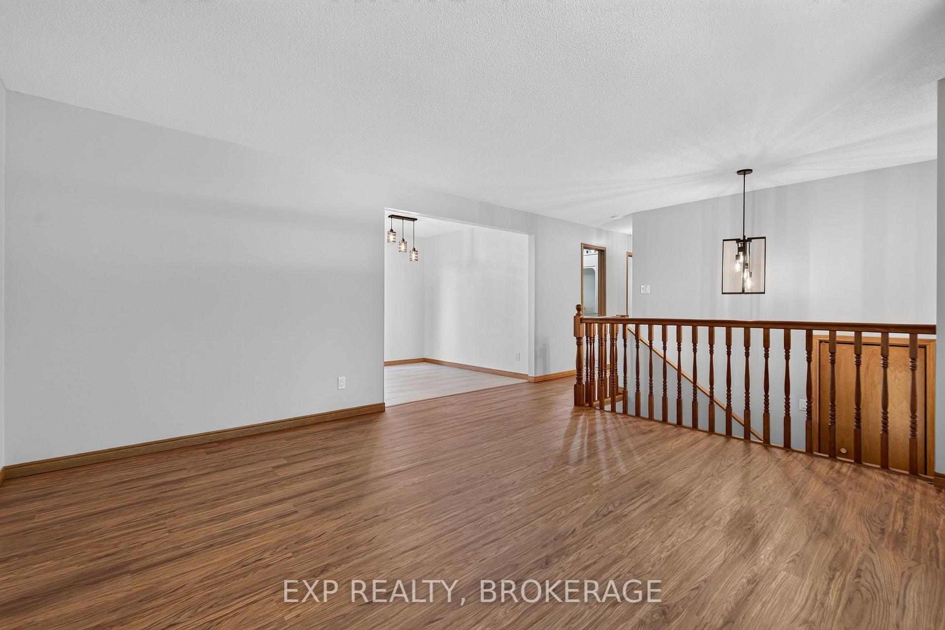 Photo 12 of 1054 York Road, Frontenac, Frontenac Centre — HOMEH