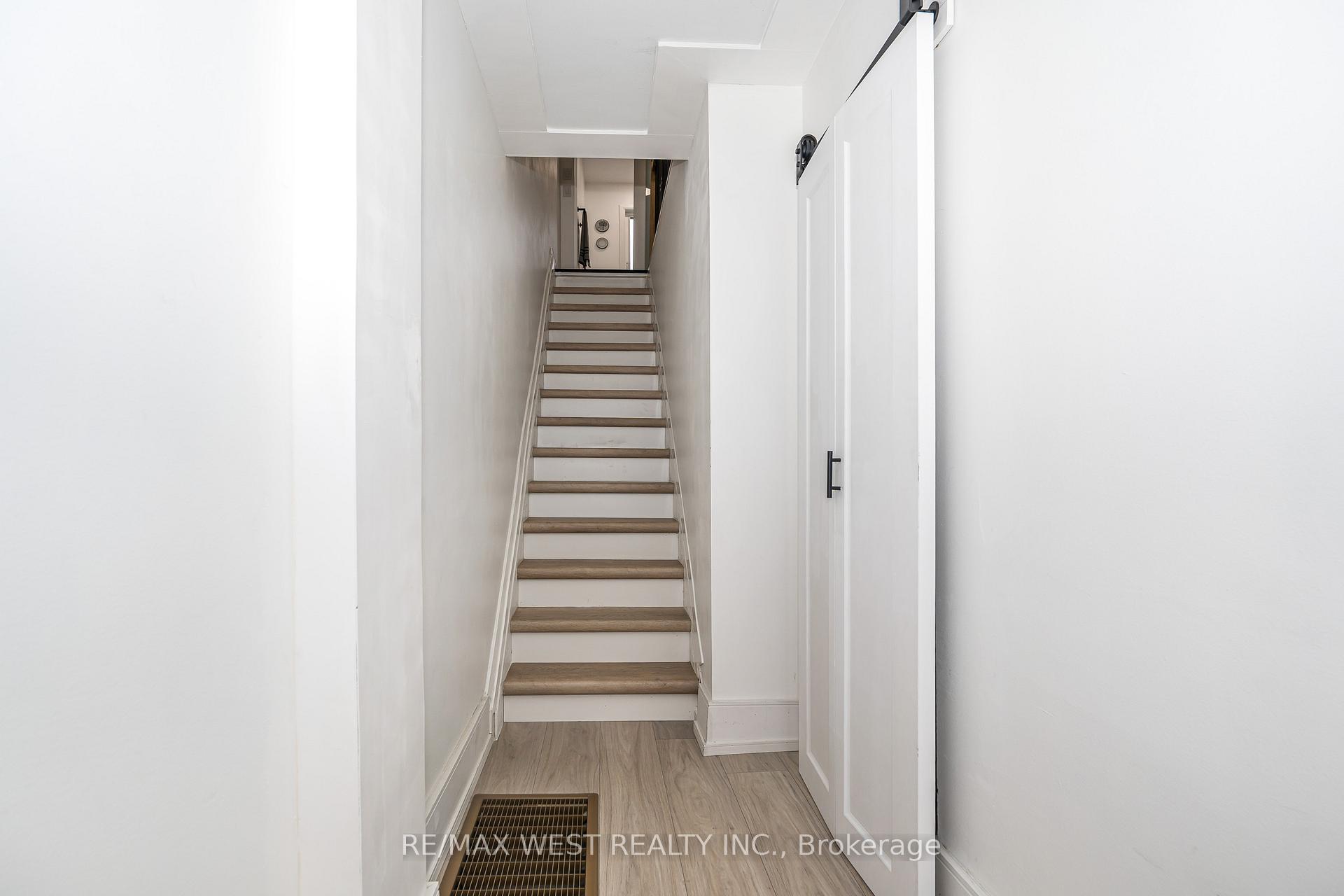 Photo 8 of 83 Scott Road, Toronto, Keelesdale-Eglinton West — HOMEH